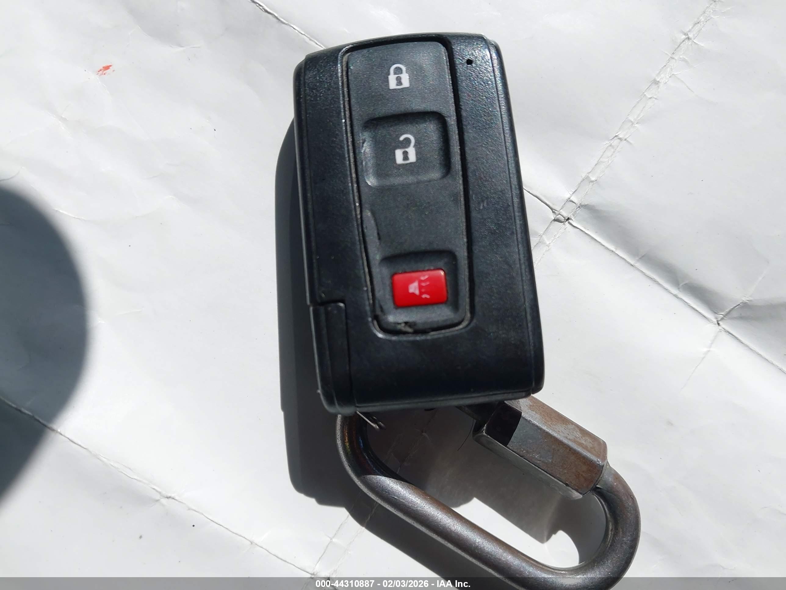 TOYOTA PRIUS image 11