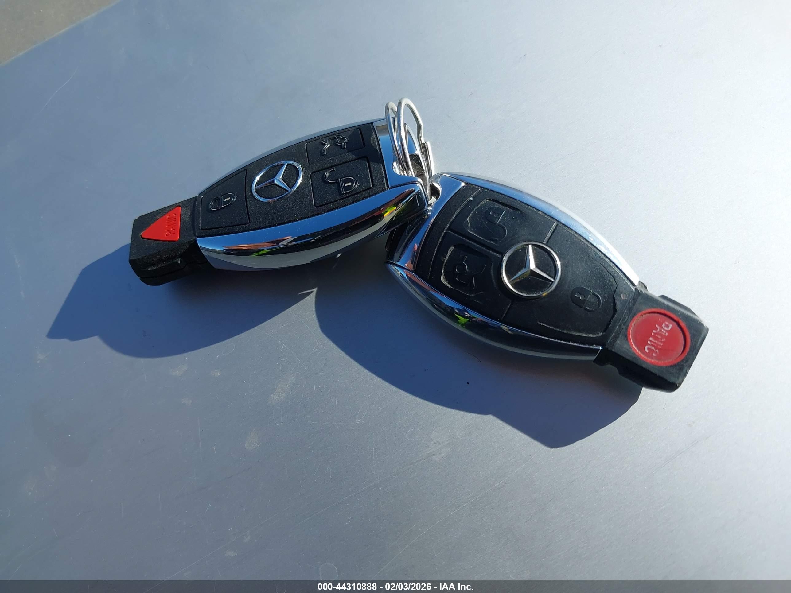 MERCEDES-BENZ C image 11
