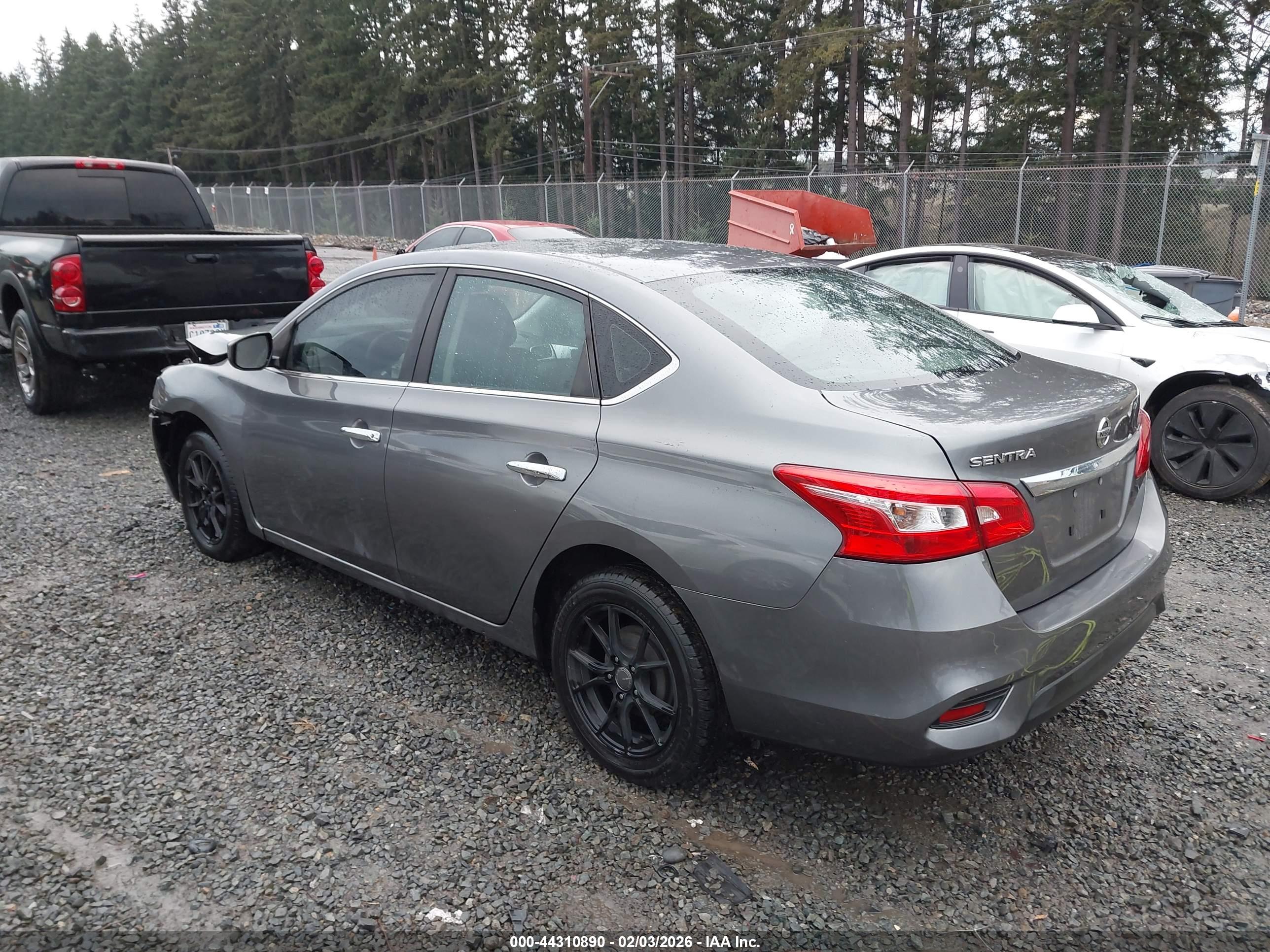 NISSAN SENTRA image 3