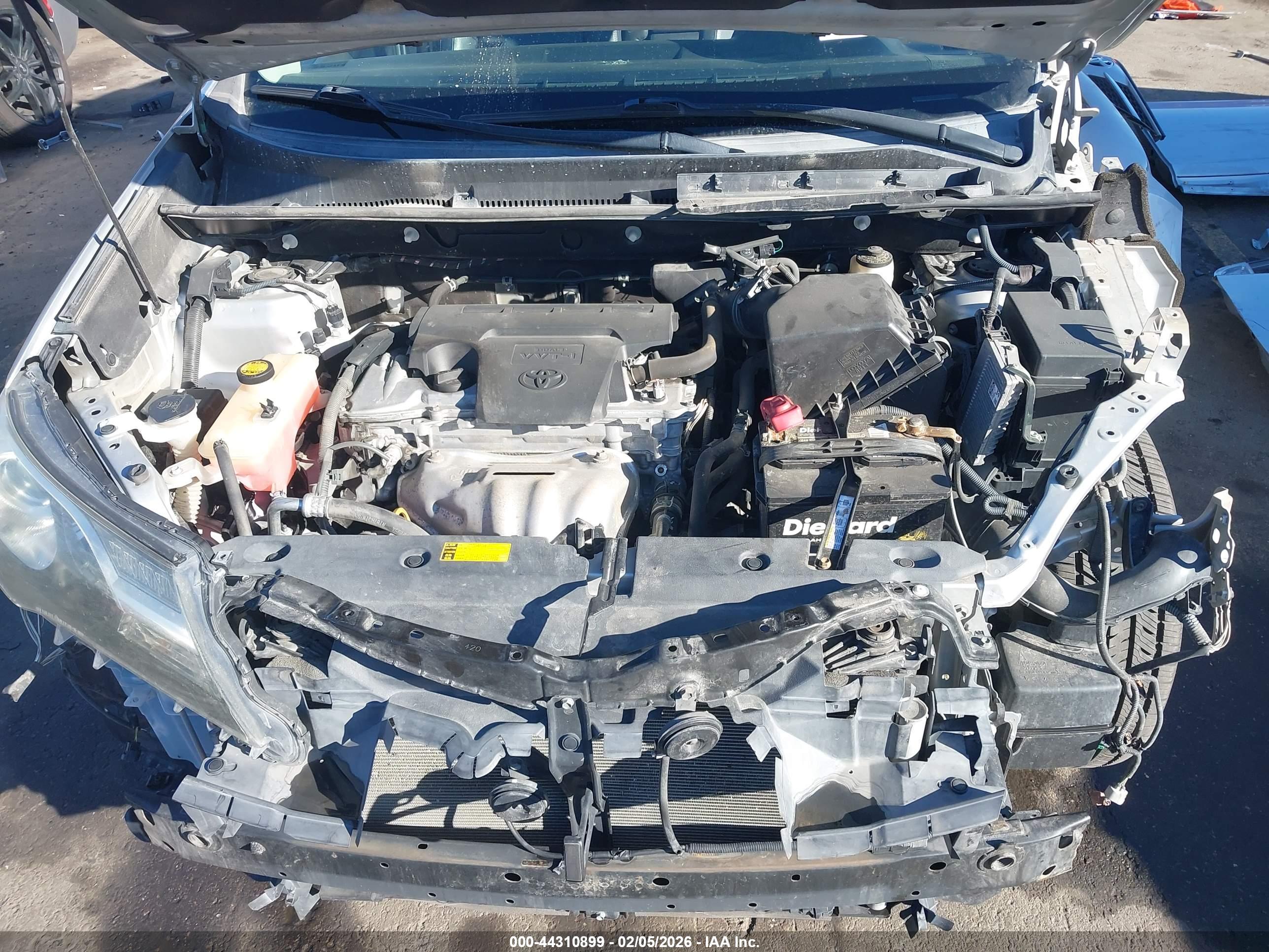 TOYOTA RAV4 image 10