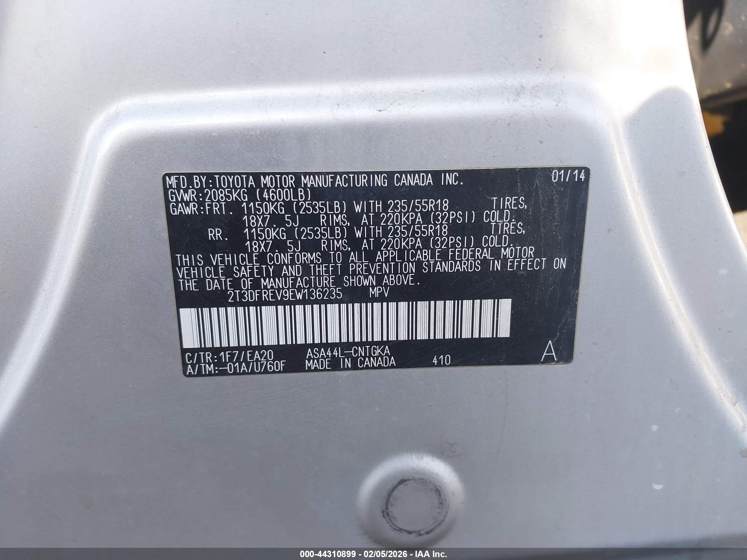 TOYOTA RAV4 image 9