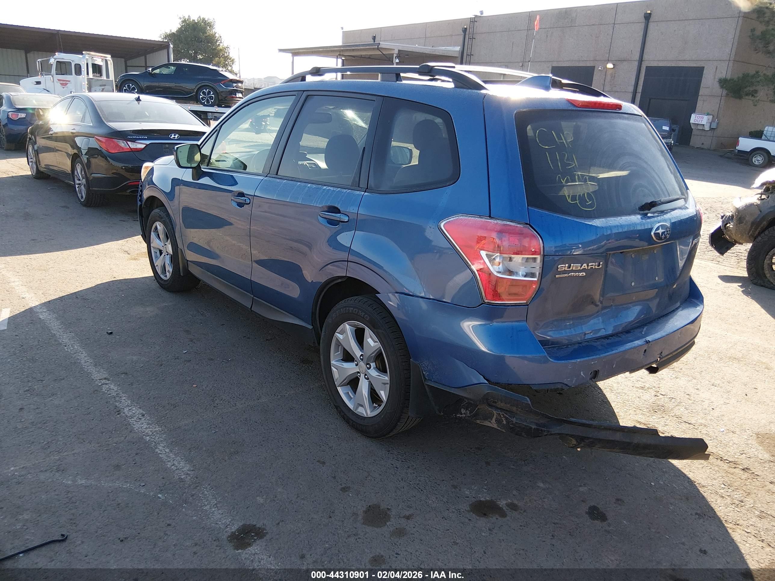 SUBARU FORESTER image 3