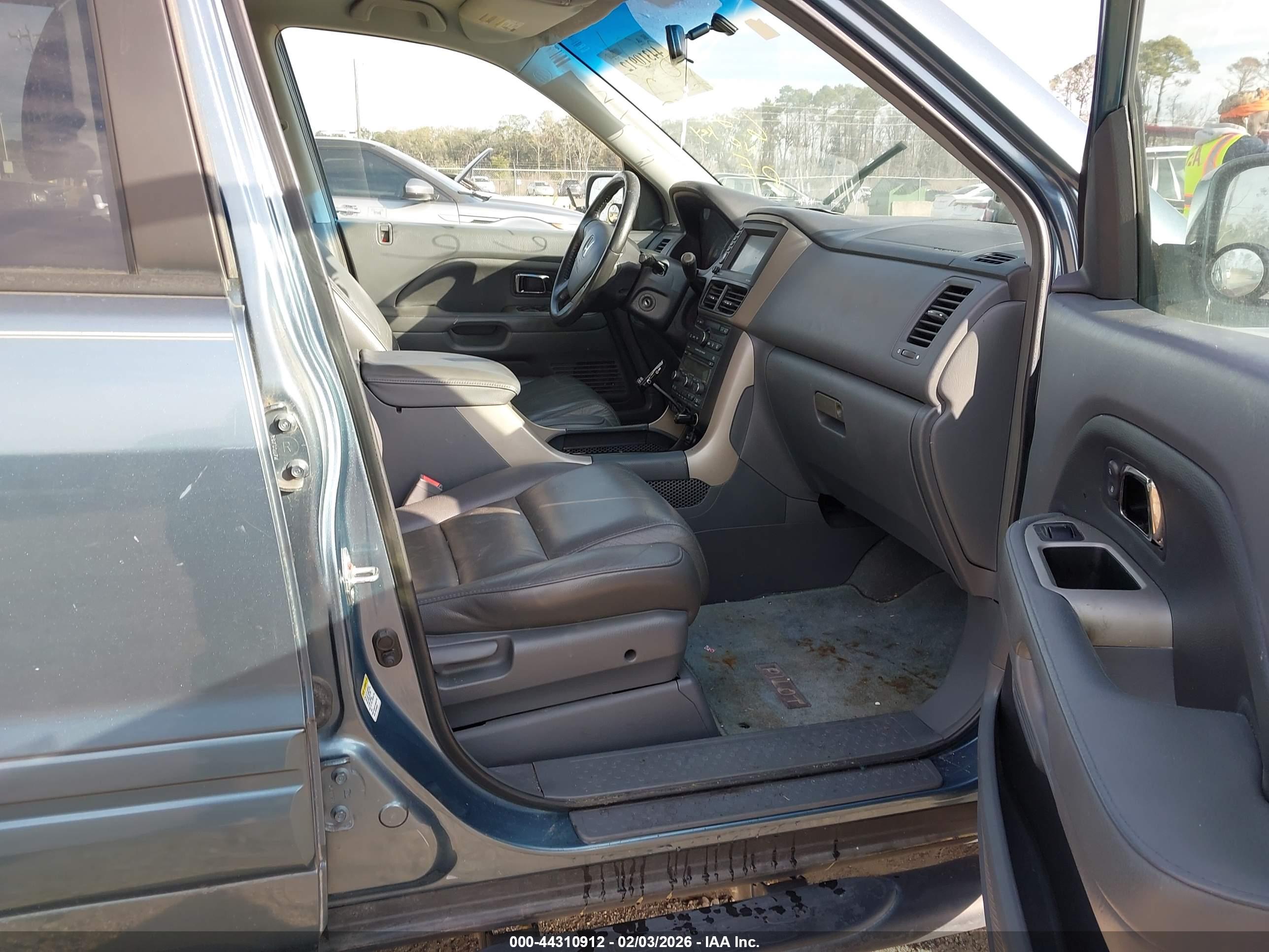 HONDA PILOT image 5