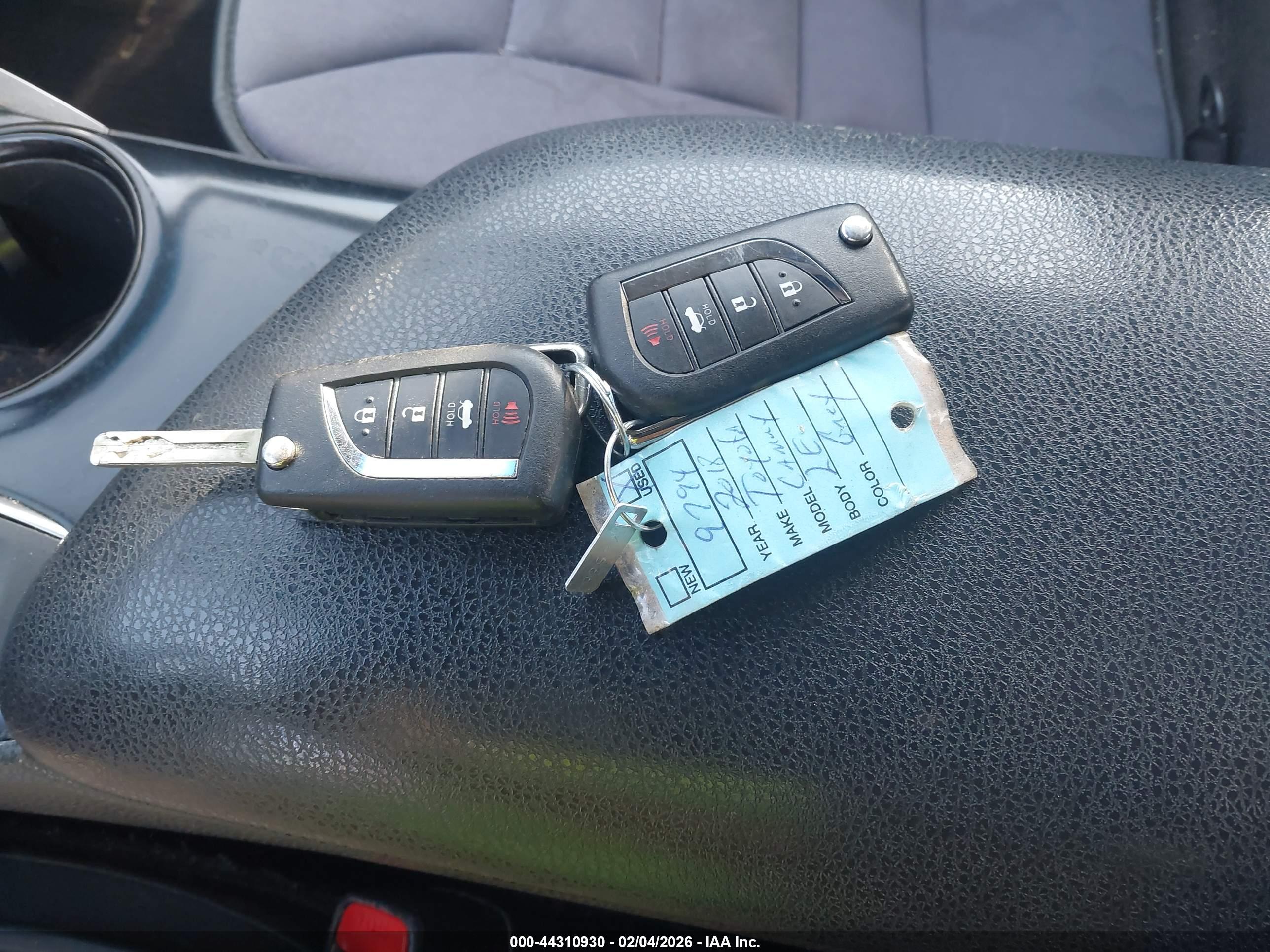 TOYOTA CAMRY image 11