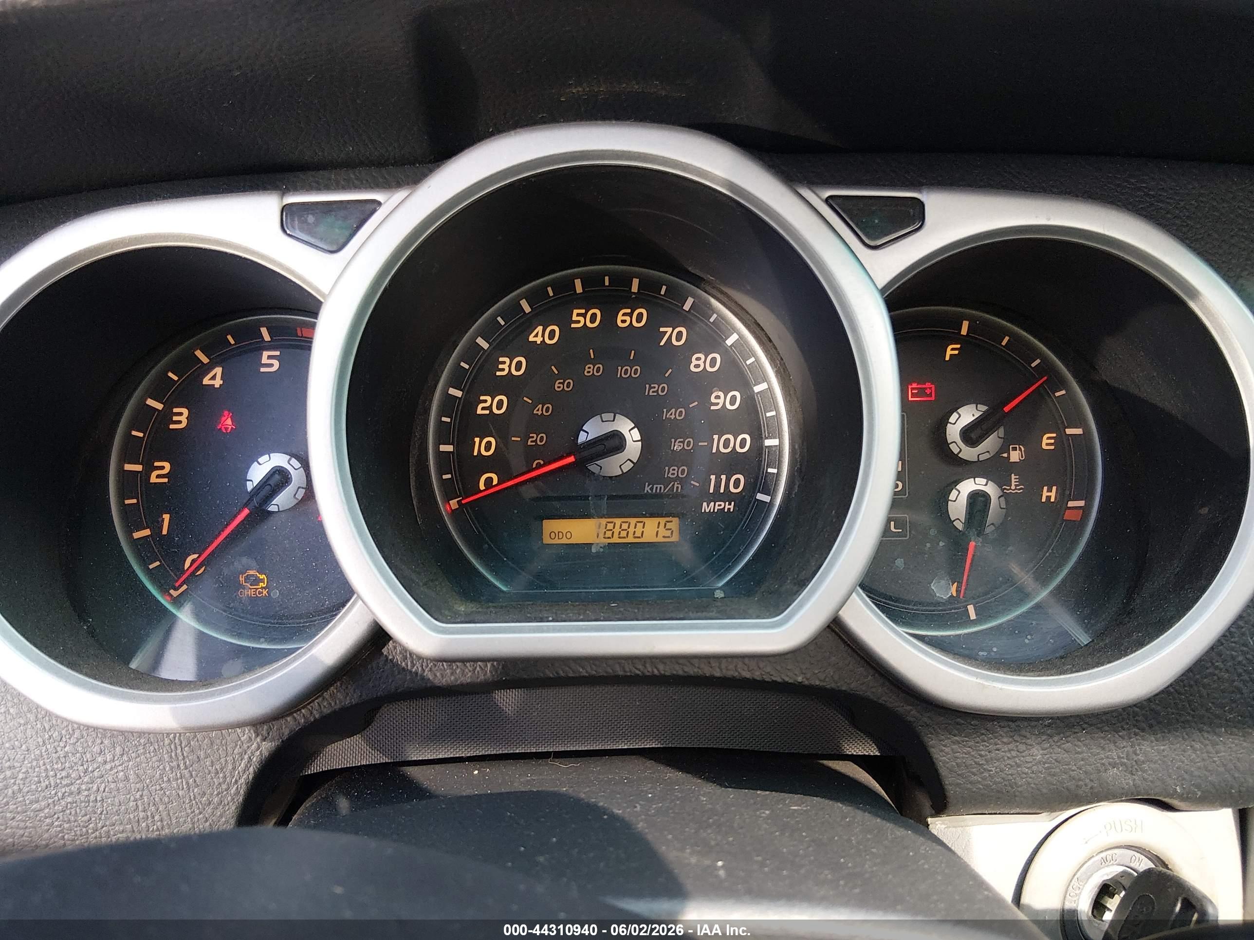 TOYOTA 4RUNNER image 7