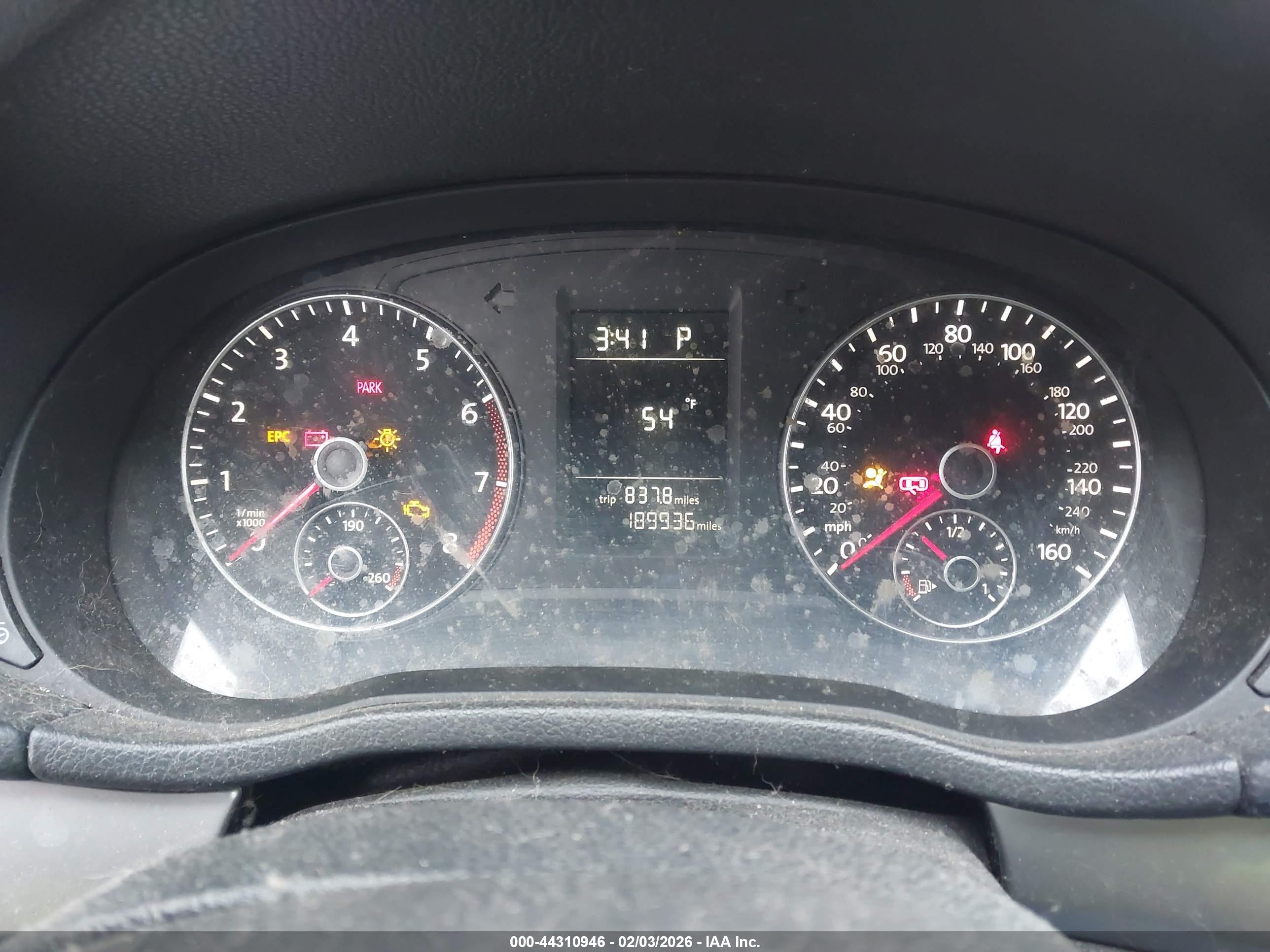 VOLKSWAGEN PASSAT image 7