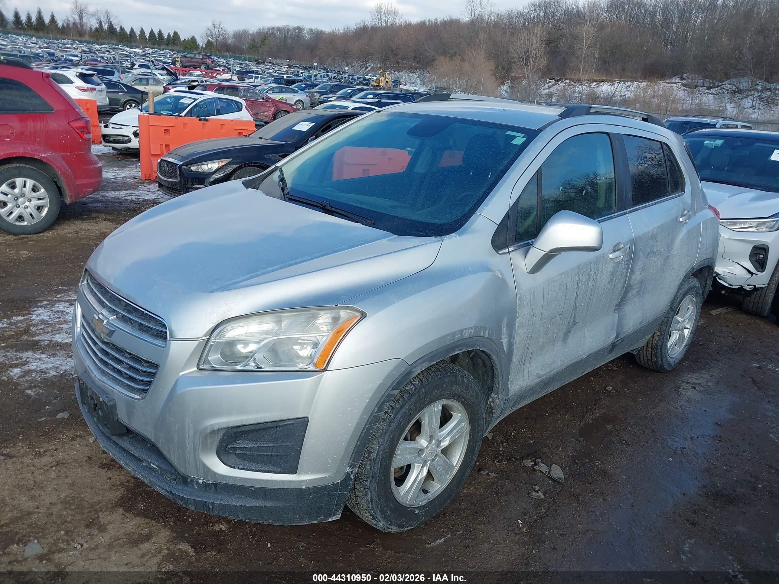 CHEVROLET TRAX image 2