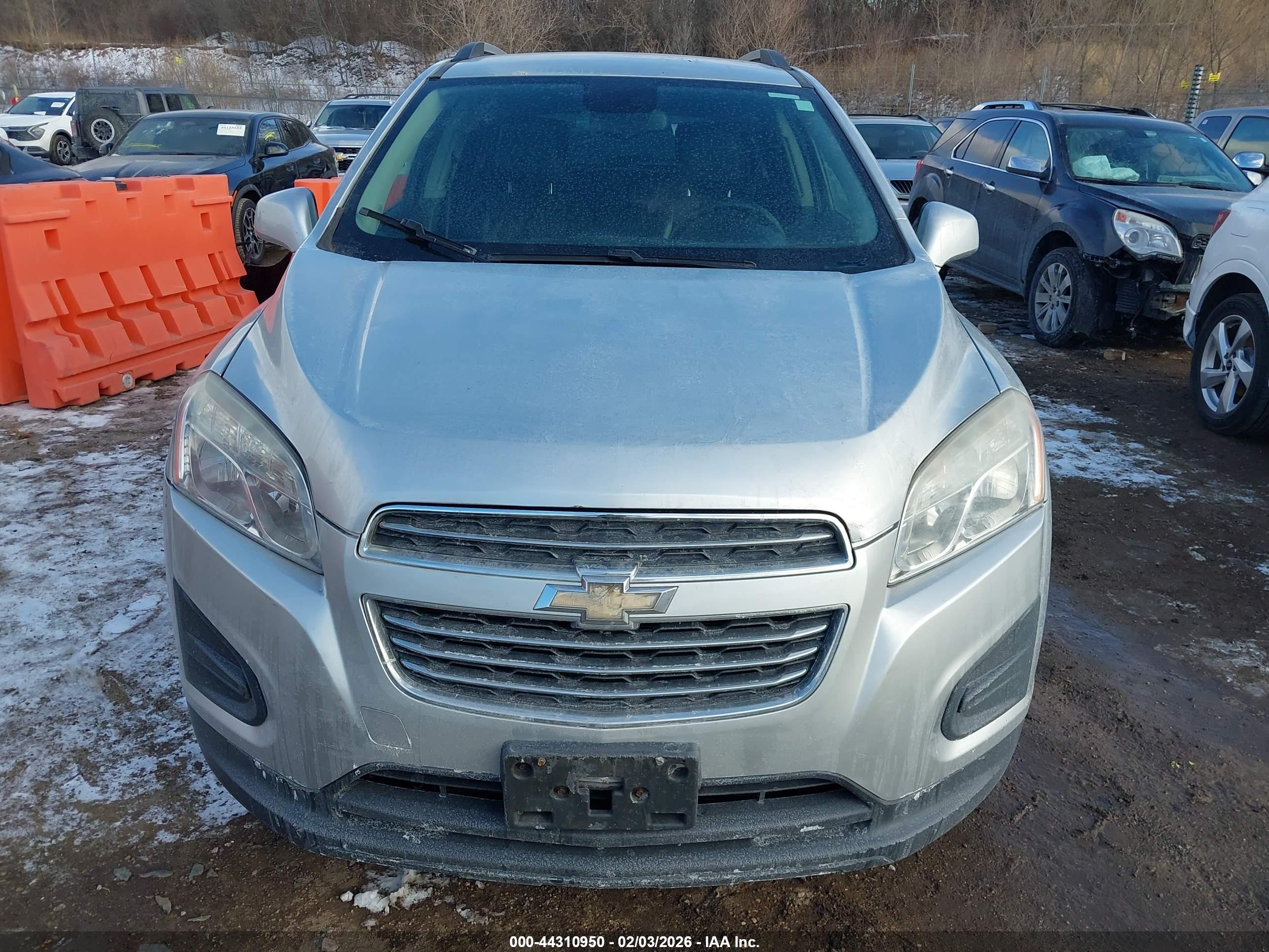 CHEVROLET TRAX image 6
