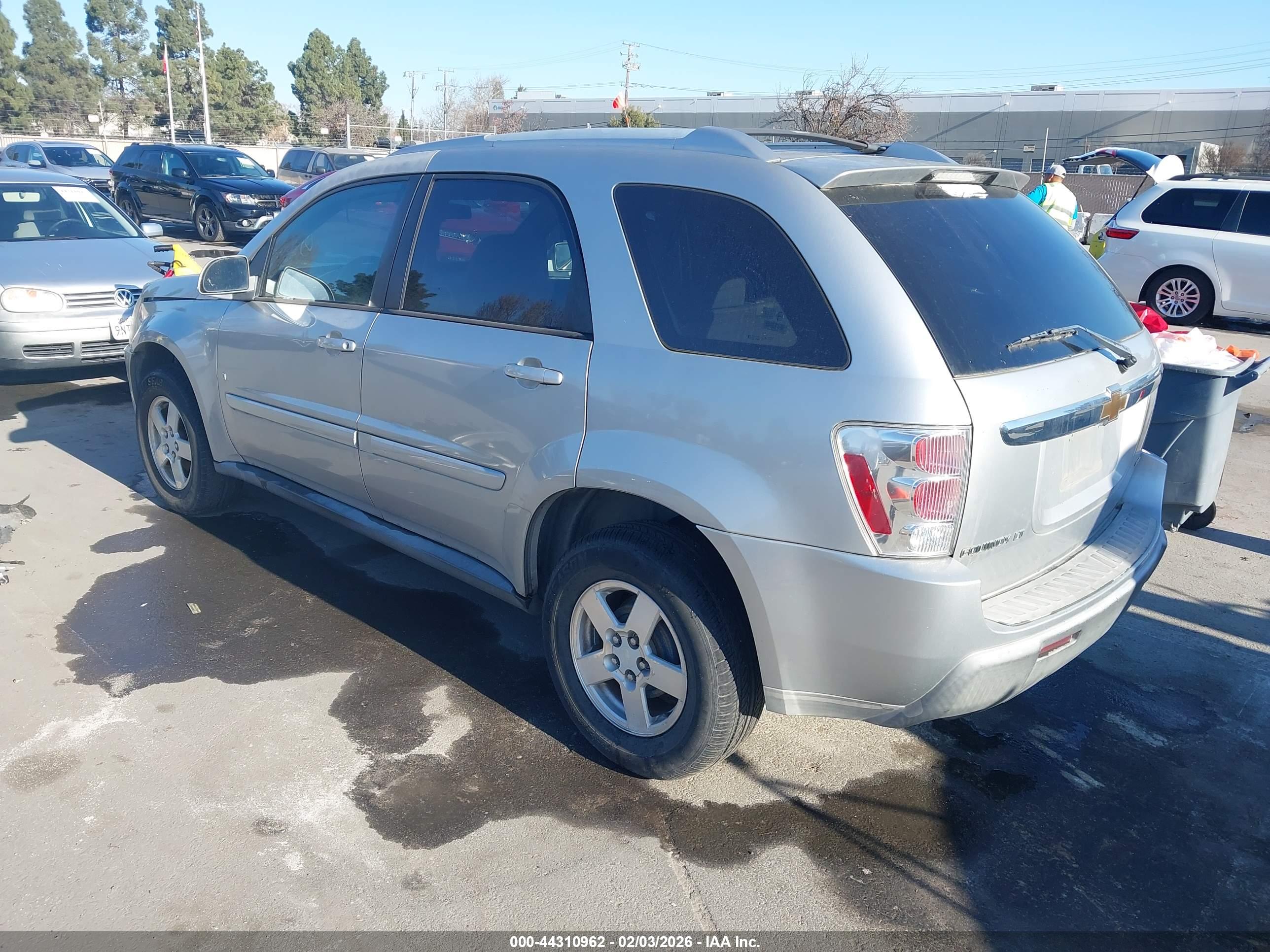 CHEVROLET EQUINOX image 3