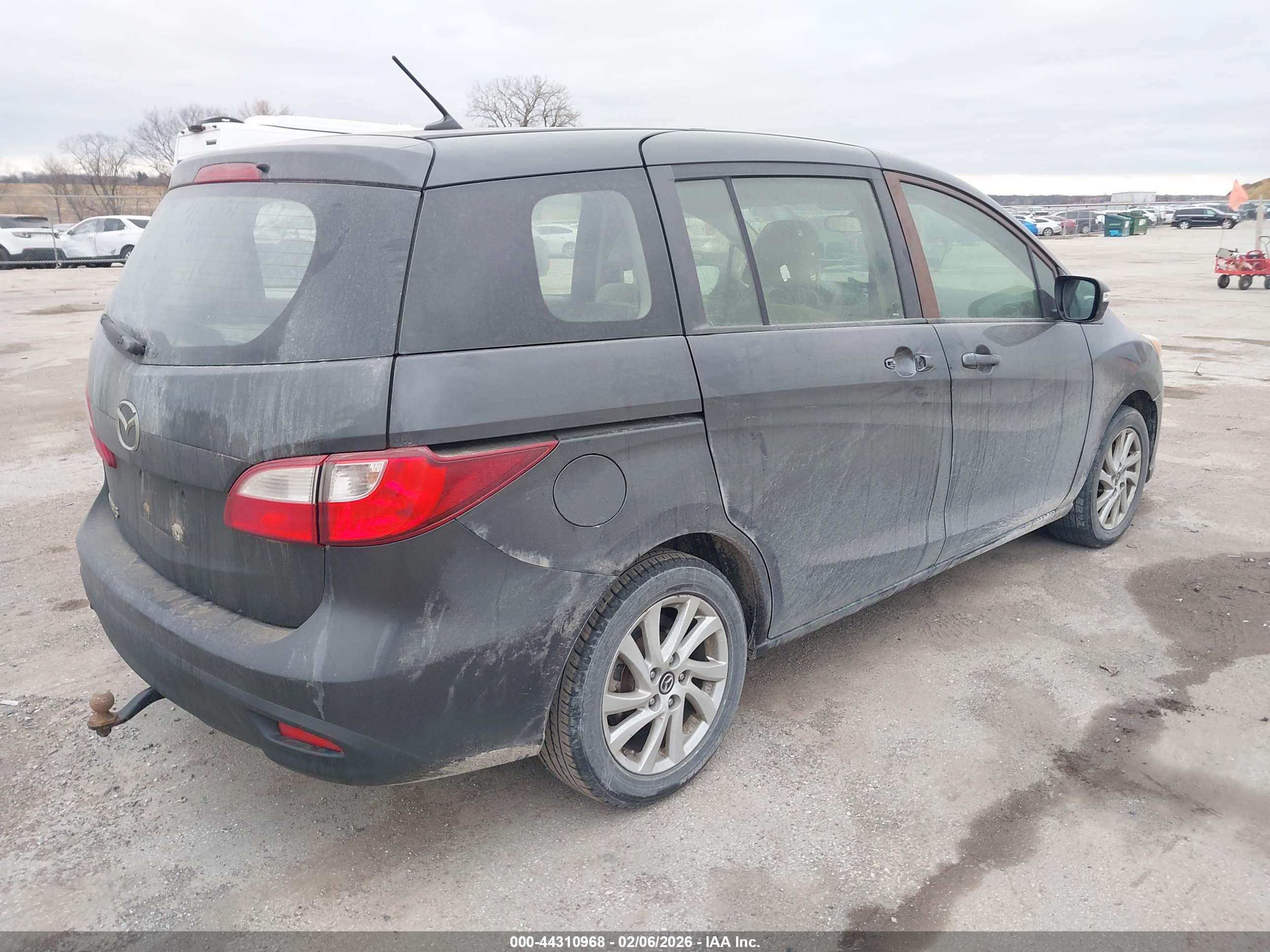 MAZDA MAZDA5 image 4
