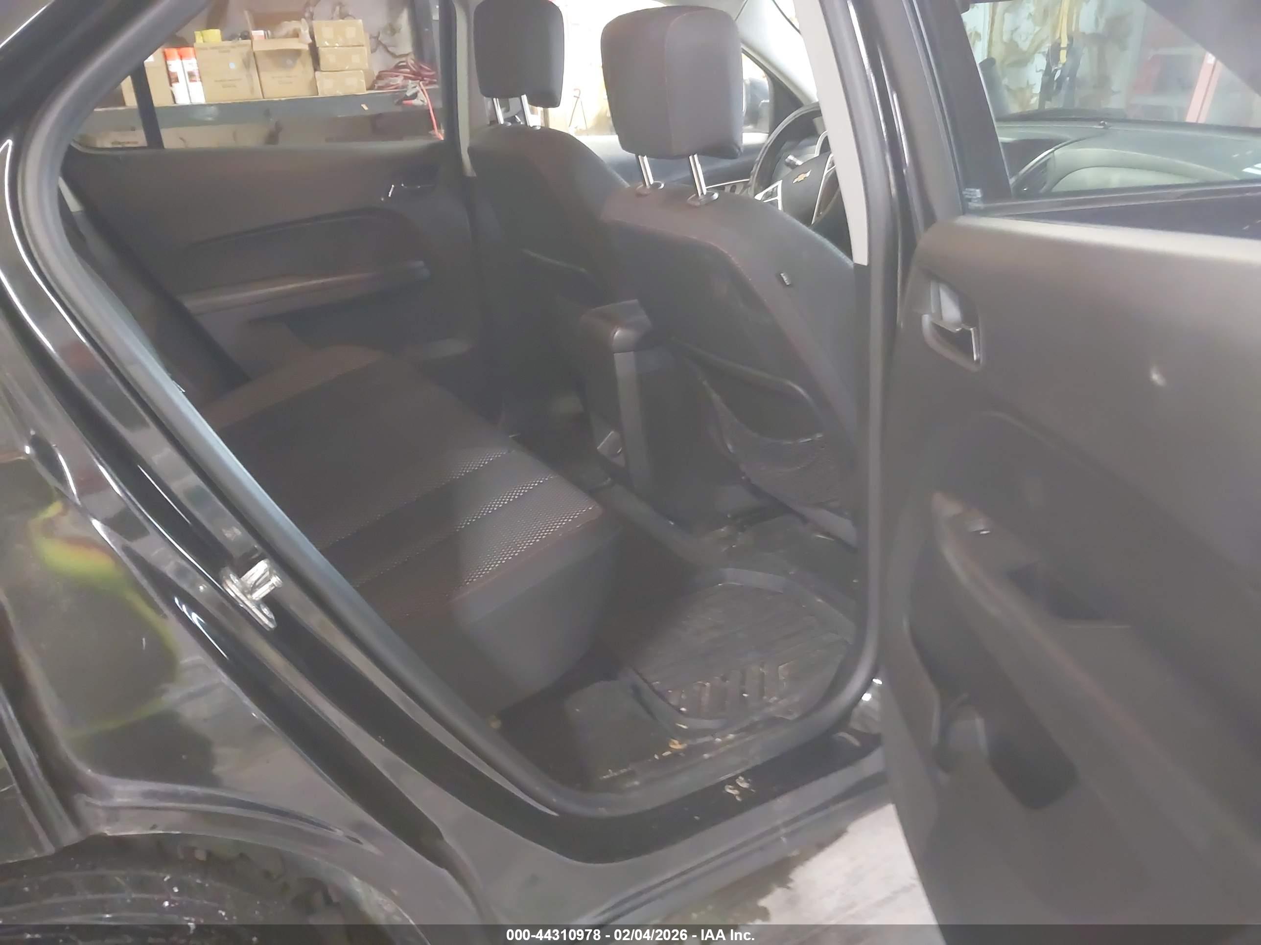 CHEVROLET EQUINOX image 8
