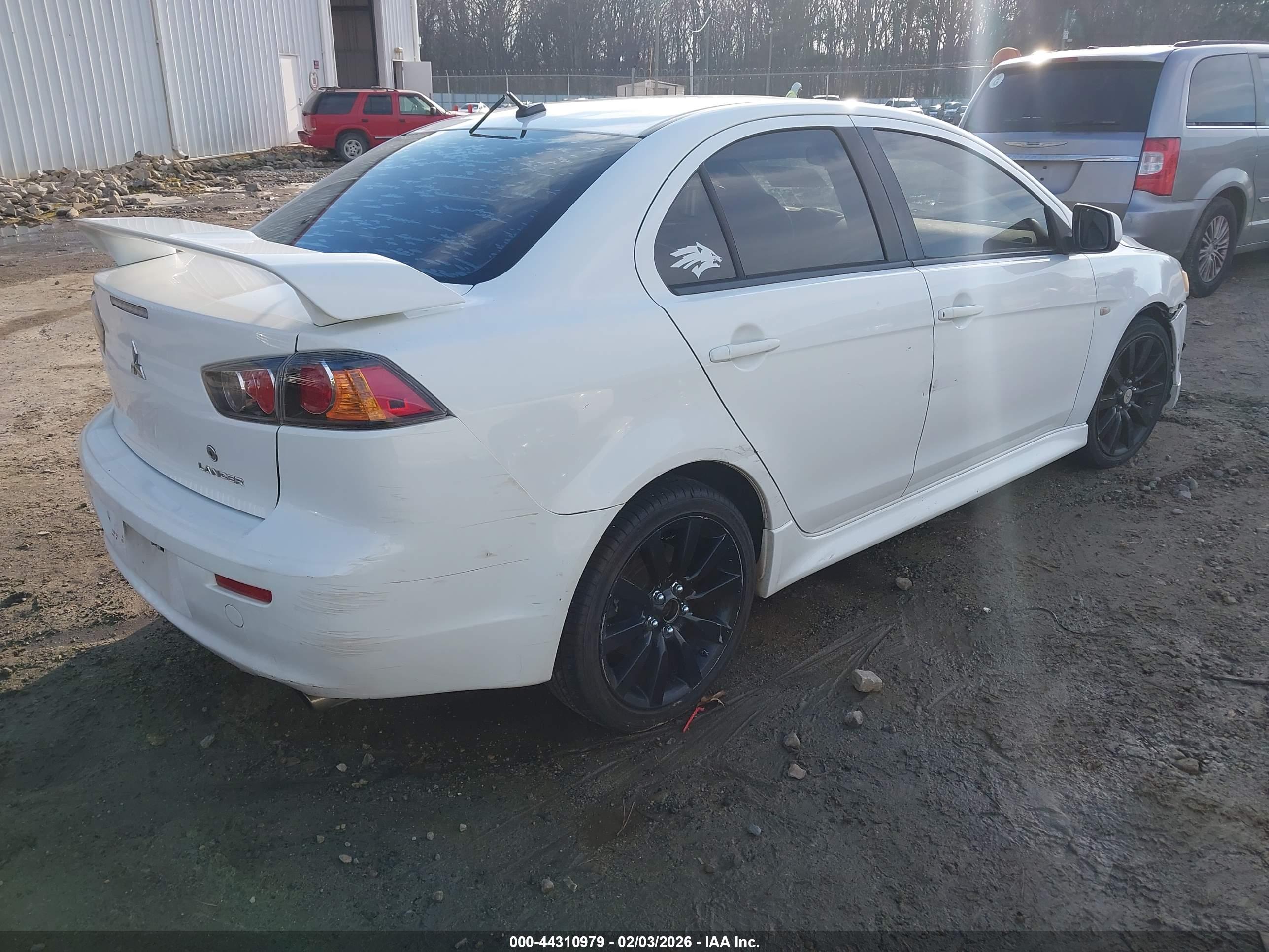 MITSUBISHI LANCER image 4