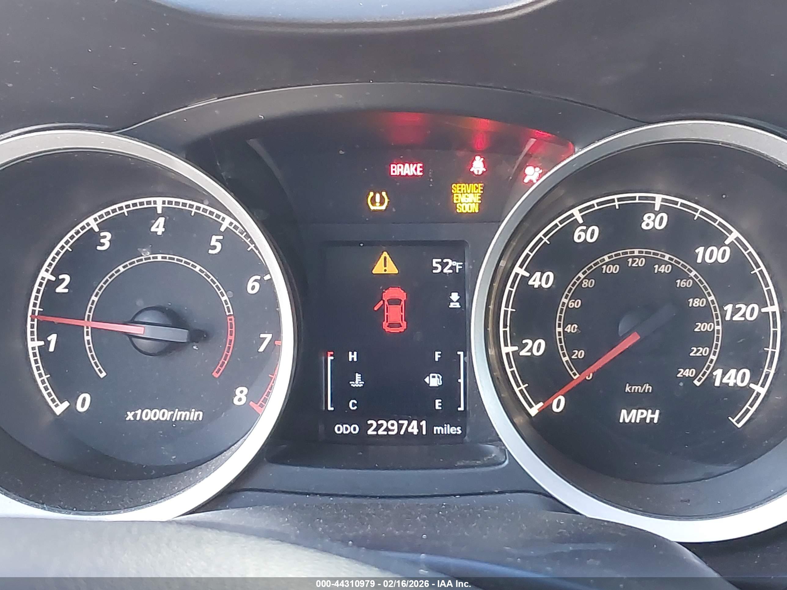 MITSUBISHI LANCER image 7