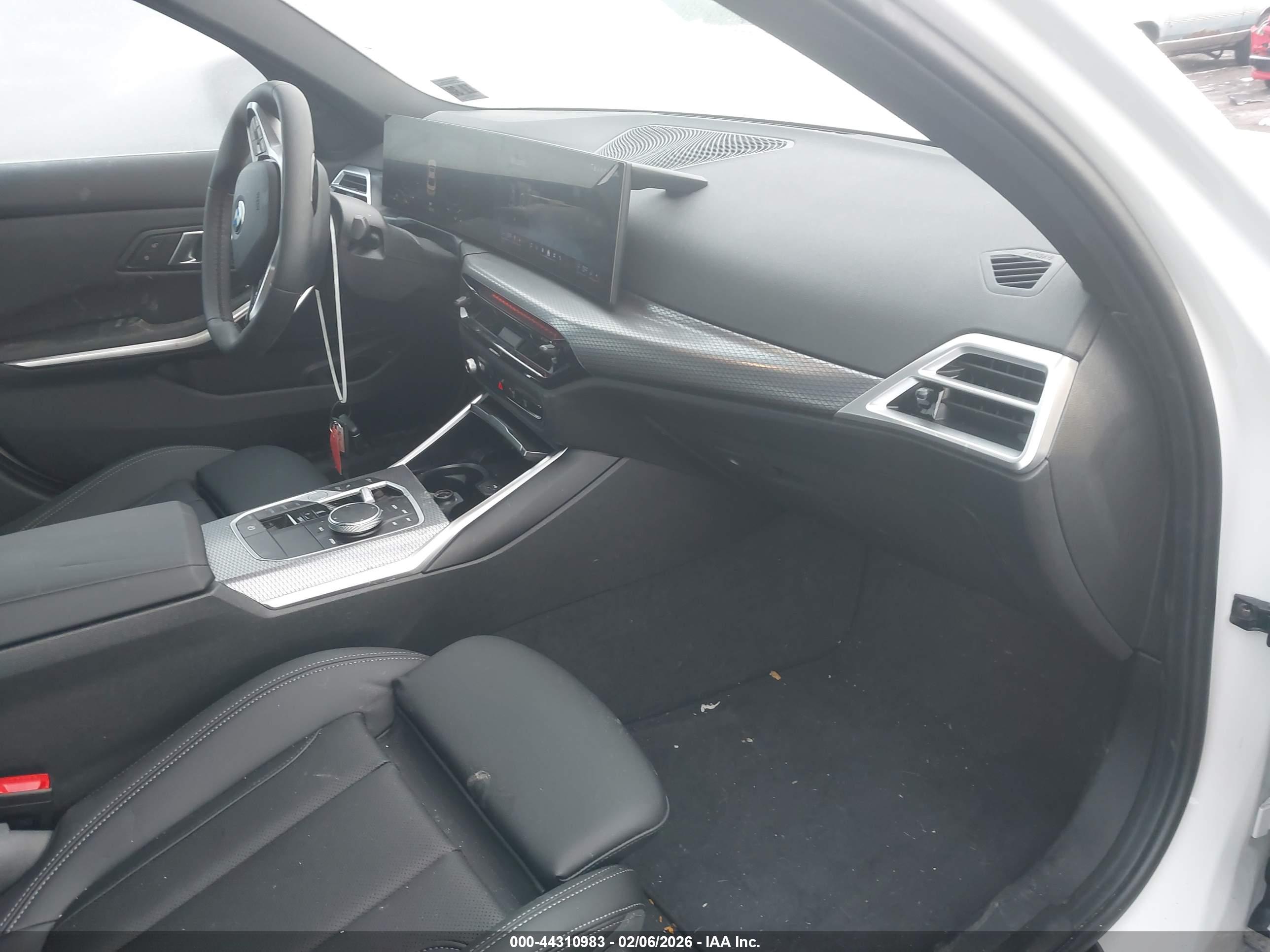 BMW 330I image 5