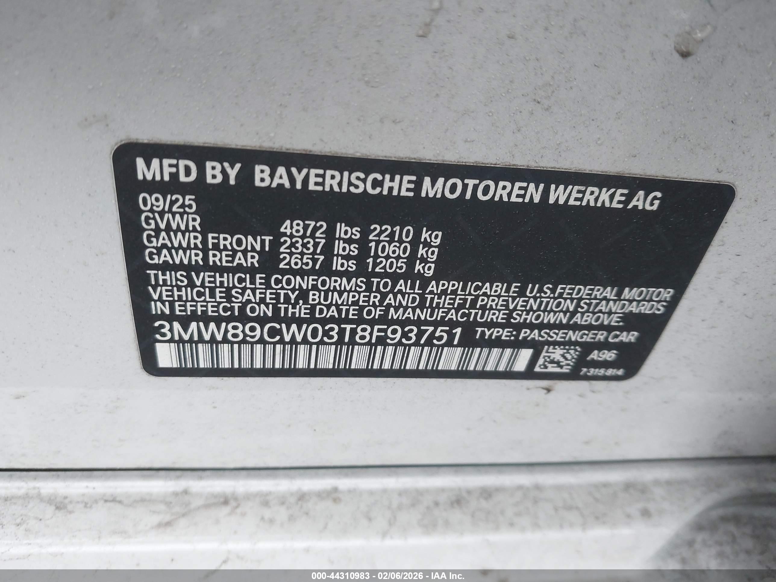 BMW 330I image 9