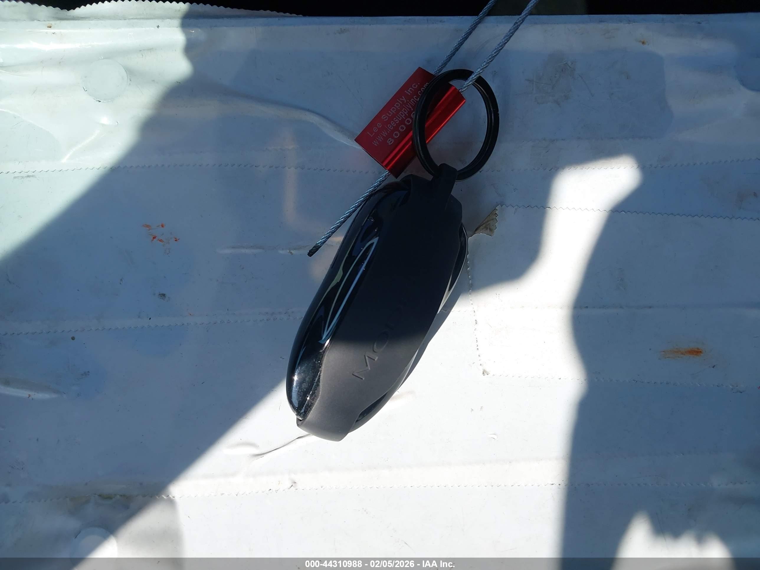 TESLA MODEL image 11