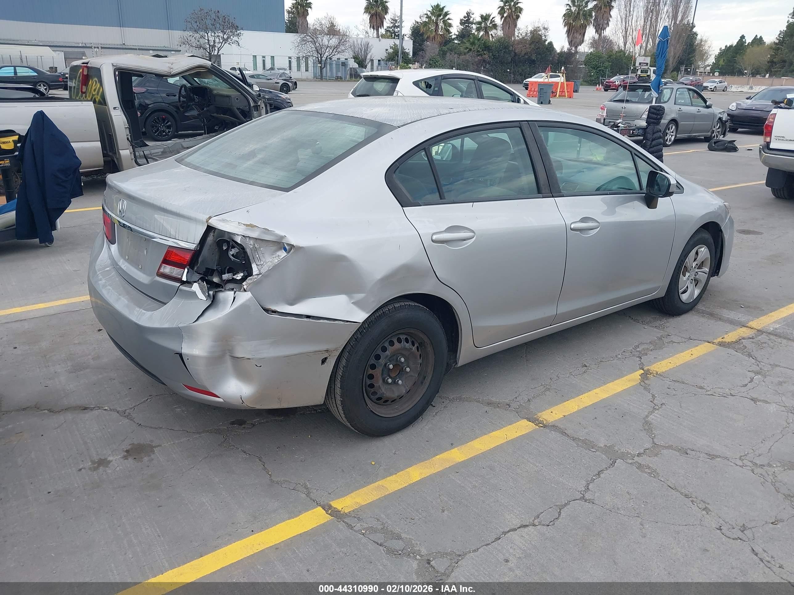 HONDA CIVIC image 4