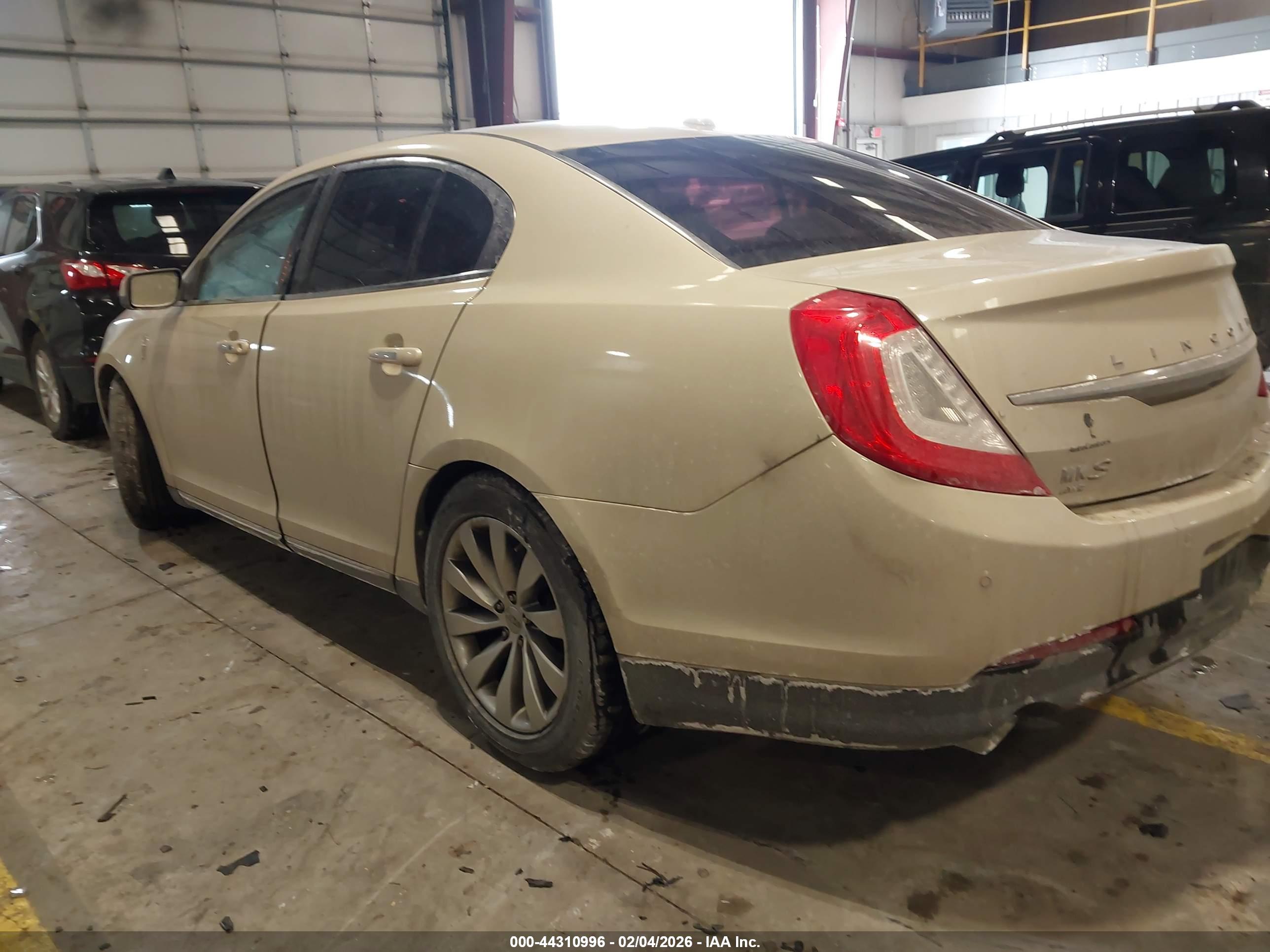 LINCOLN MKS image 3