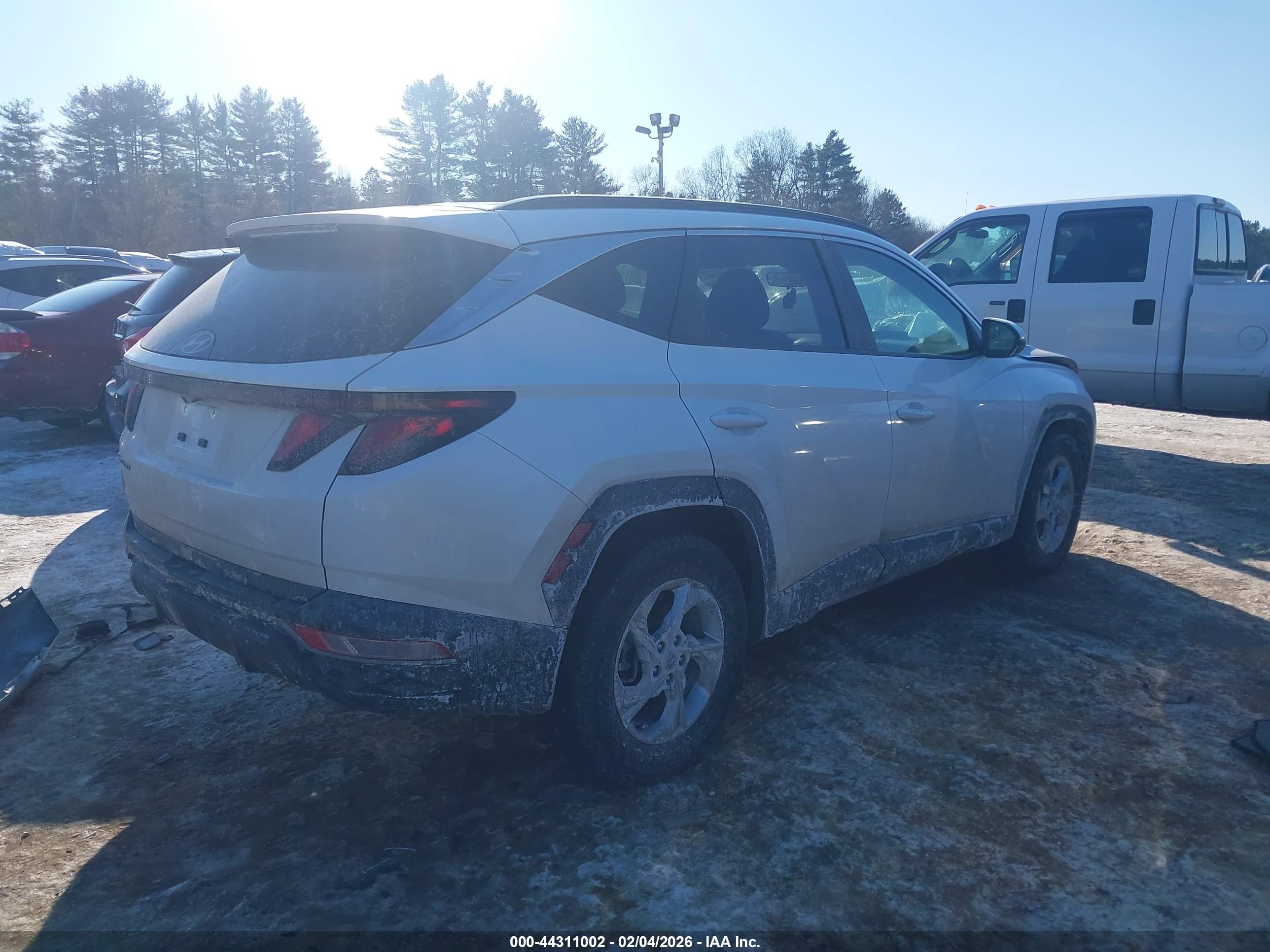 HYUNDAI TUCSON image 4