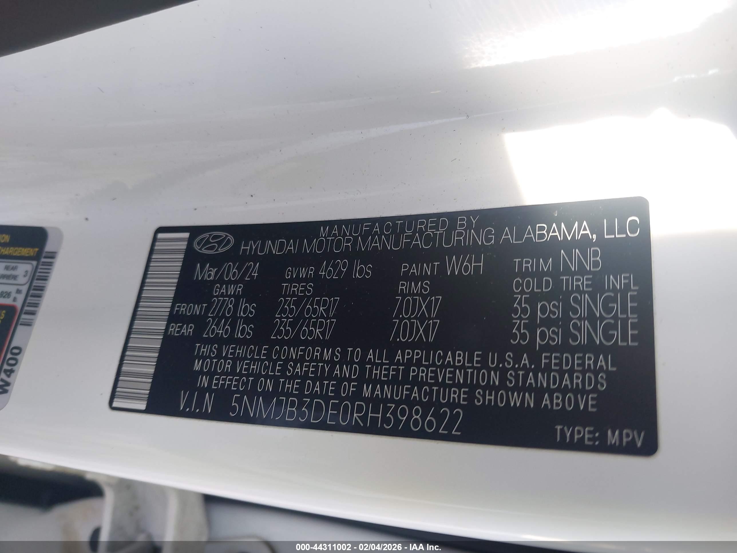 HYUNDAI TUCSON image 9