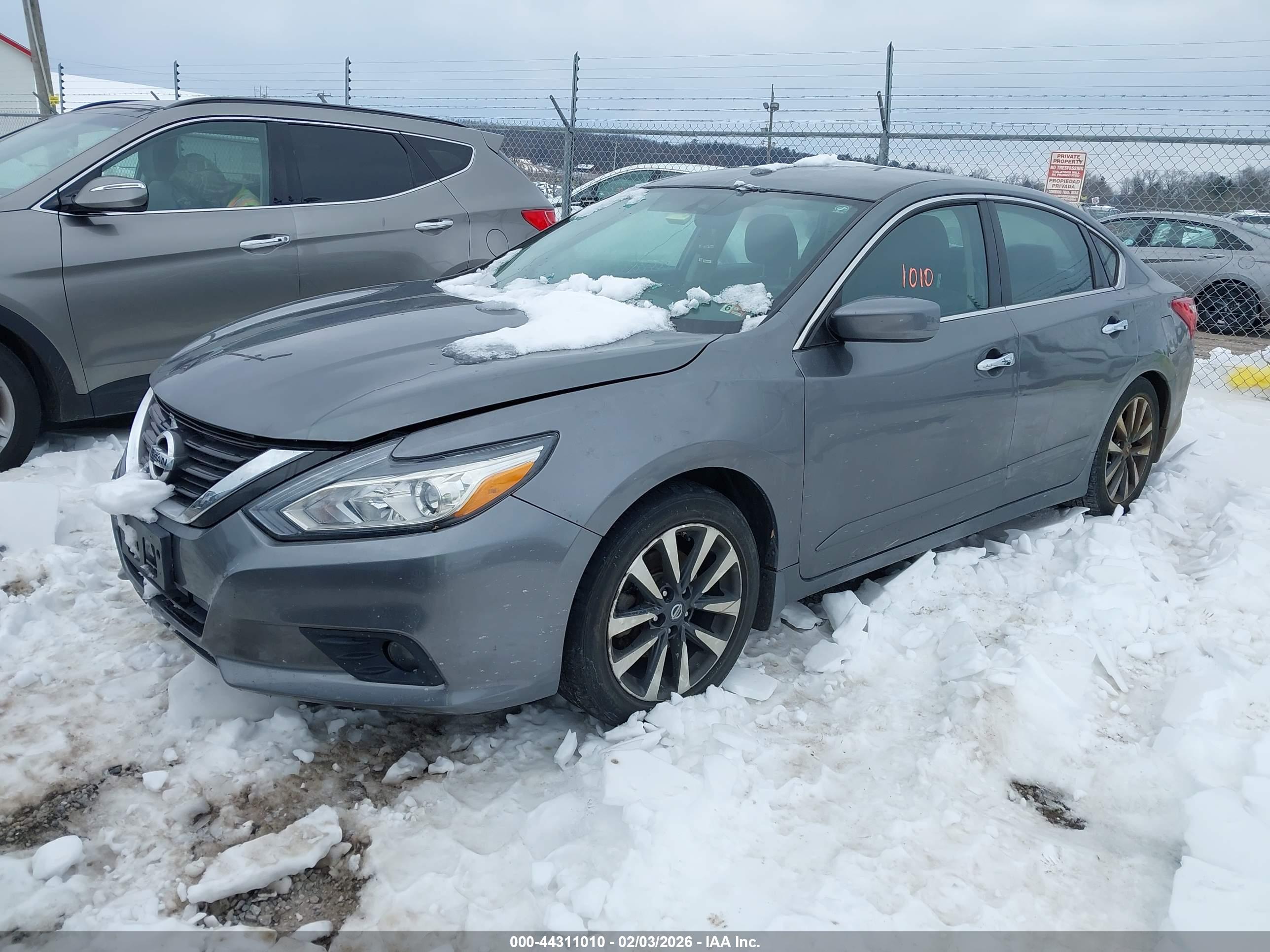 NISSAN ALTIMA image 2