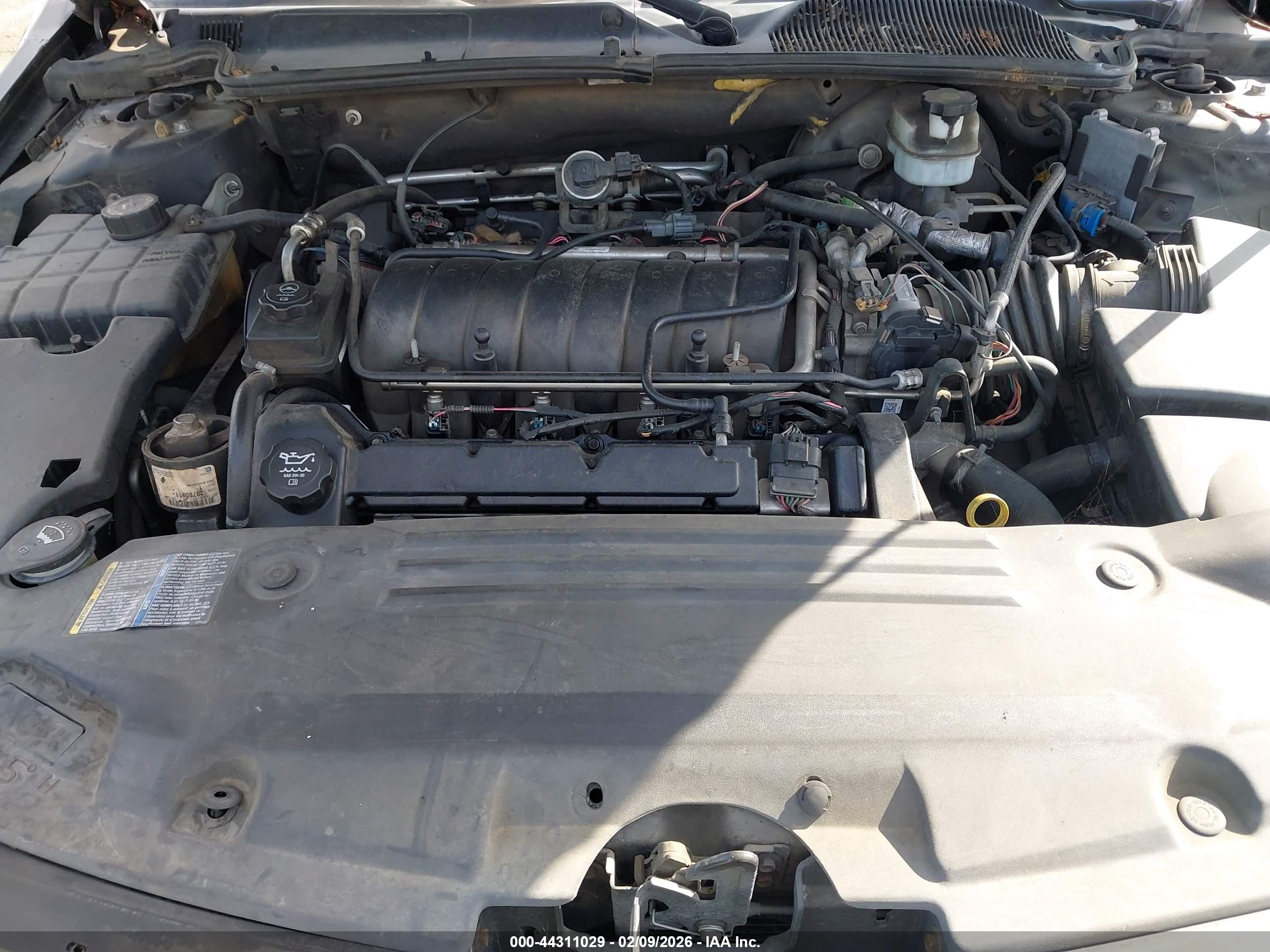 CADILLAC DTS image 10