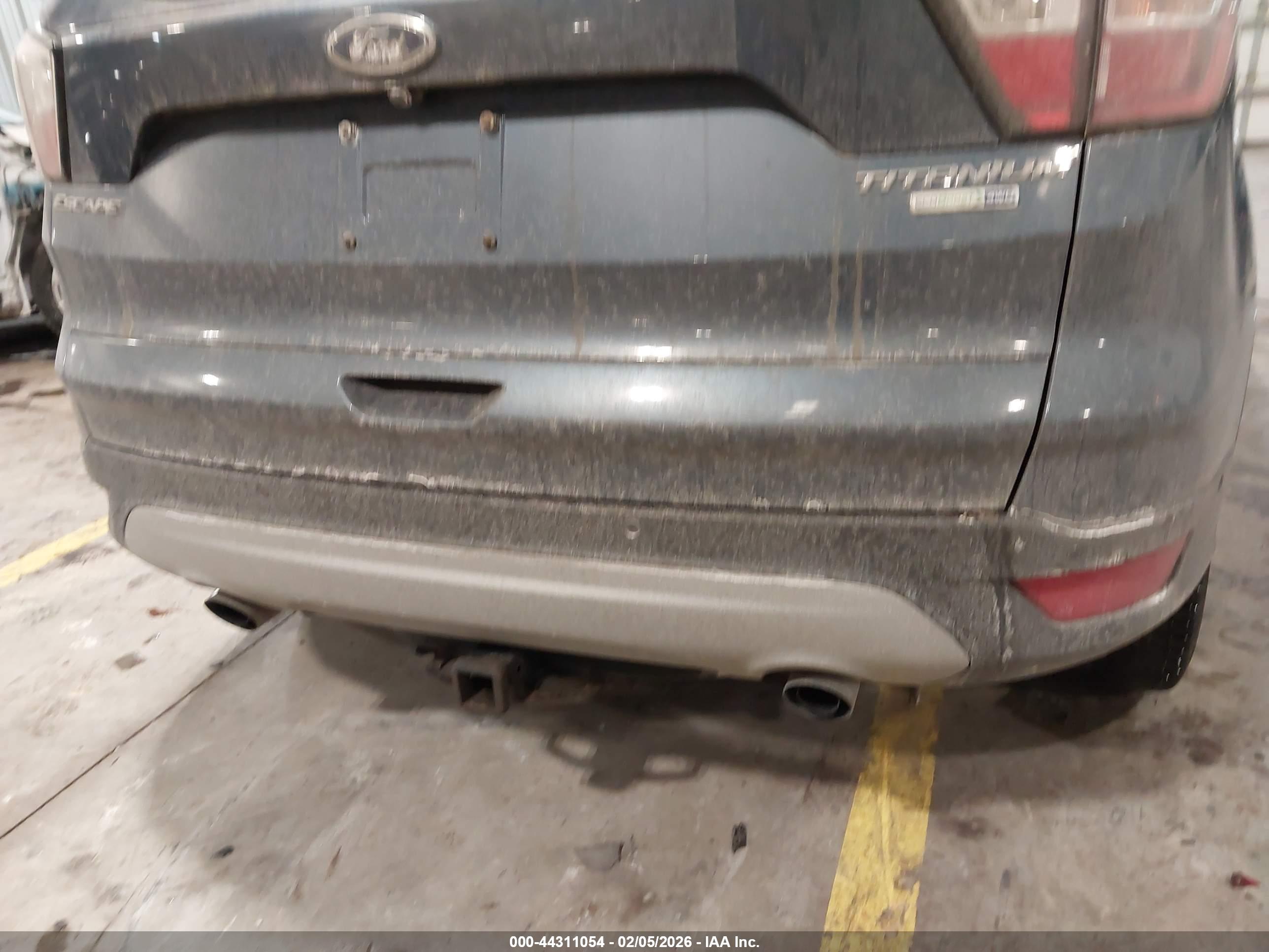 FORD ESCAPE image 6