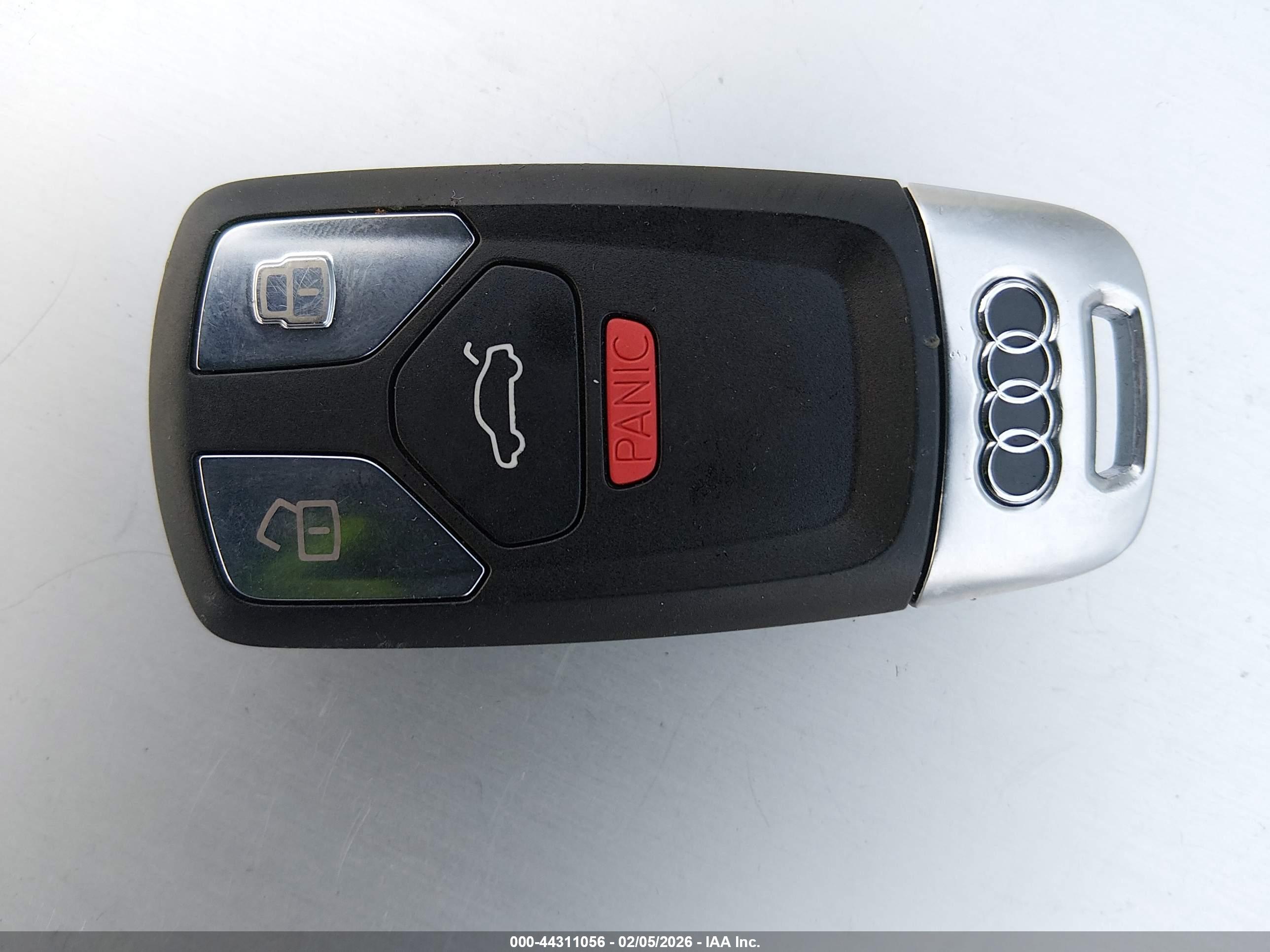 AUDI Q7 image 11