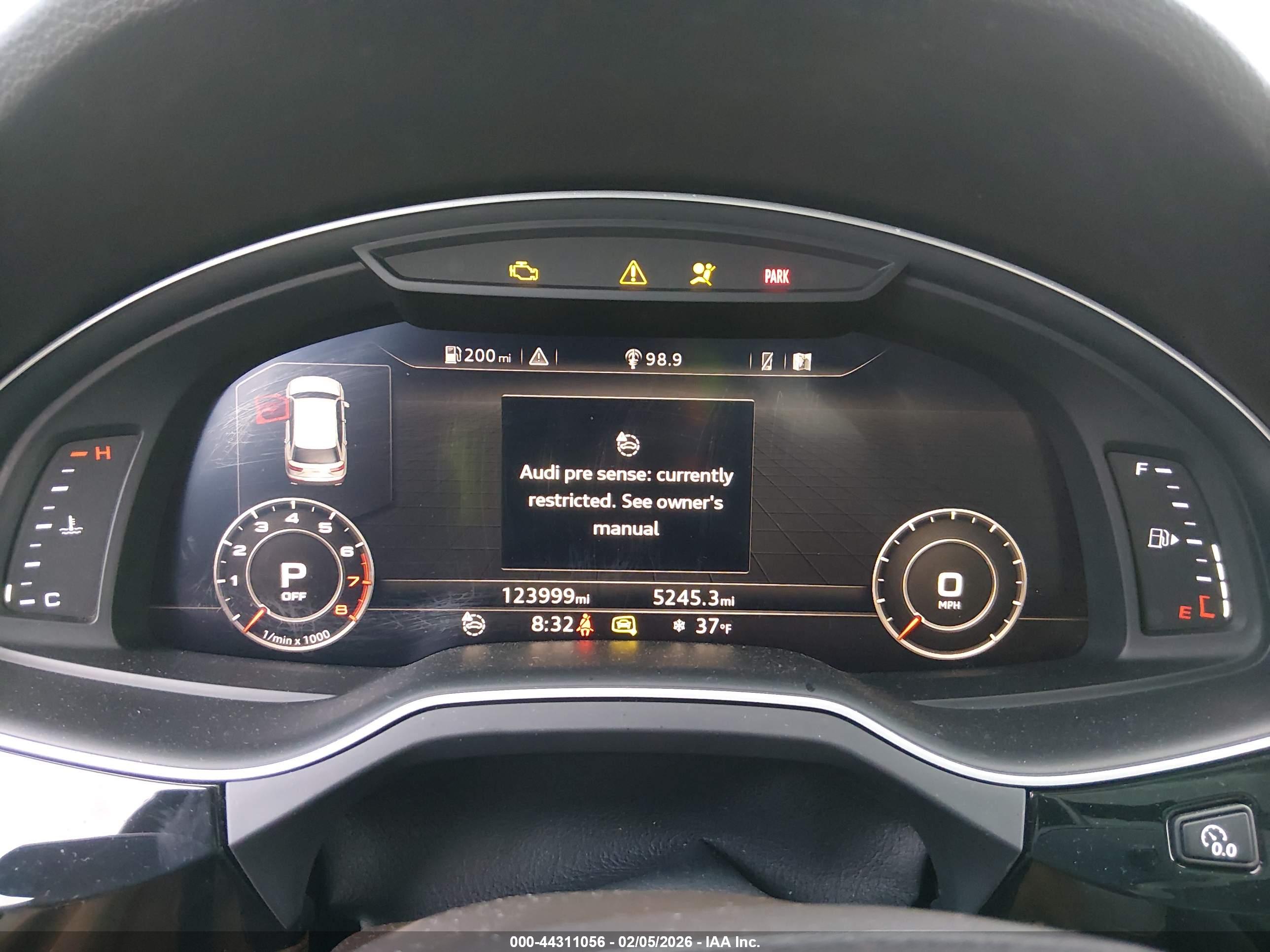 AUDI Q7 image 7