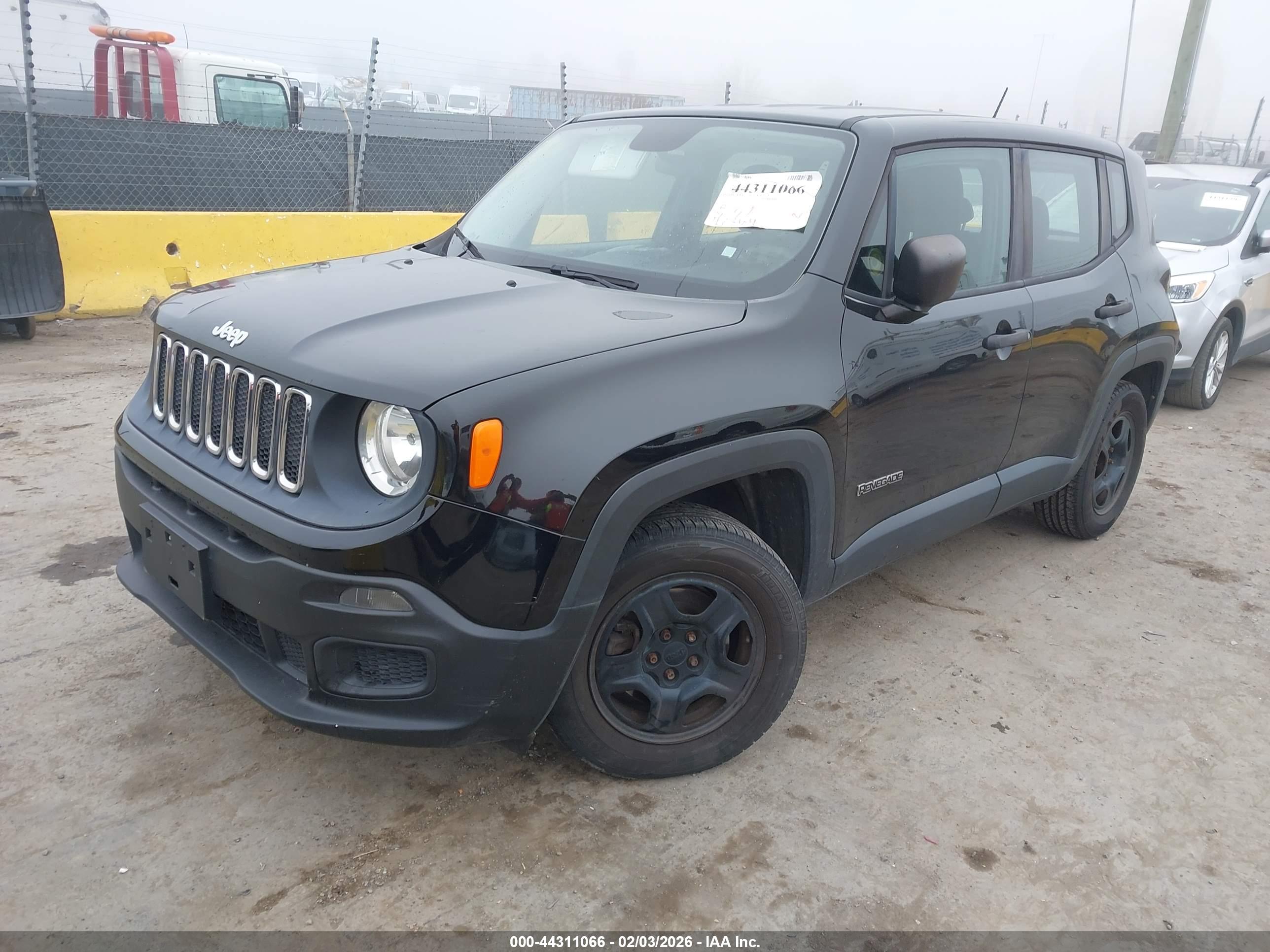 JEEP RENEGADE image 2