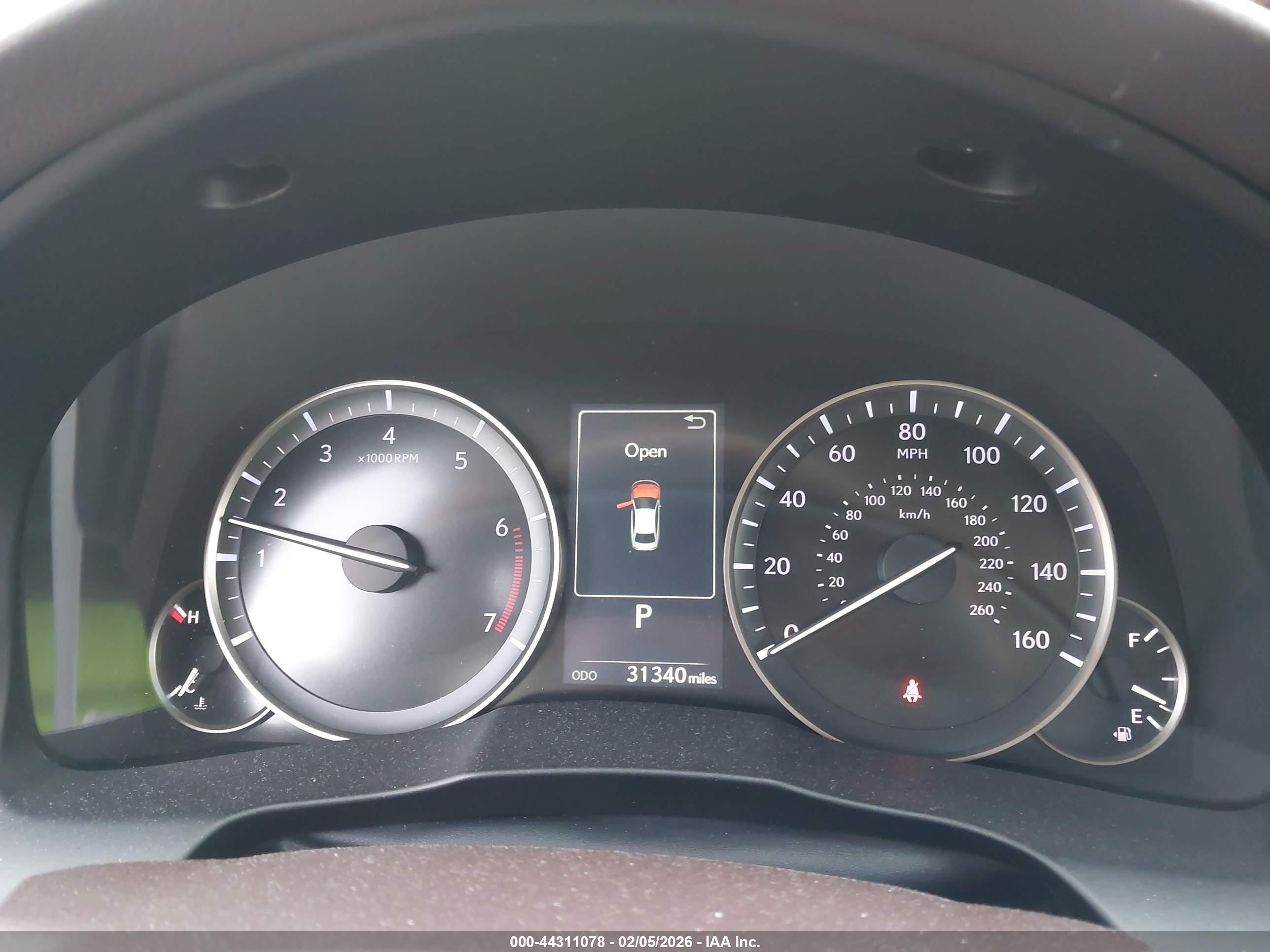 LEXUS ES image 7