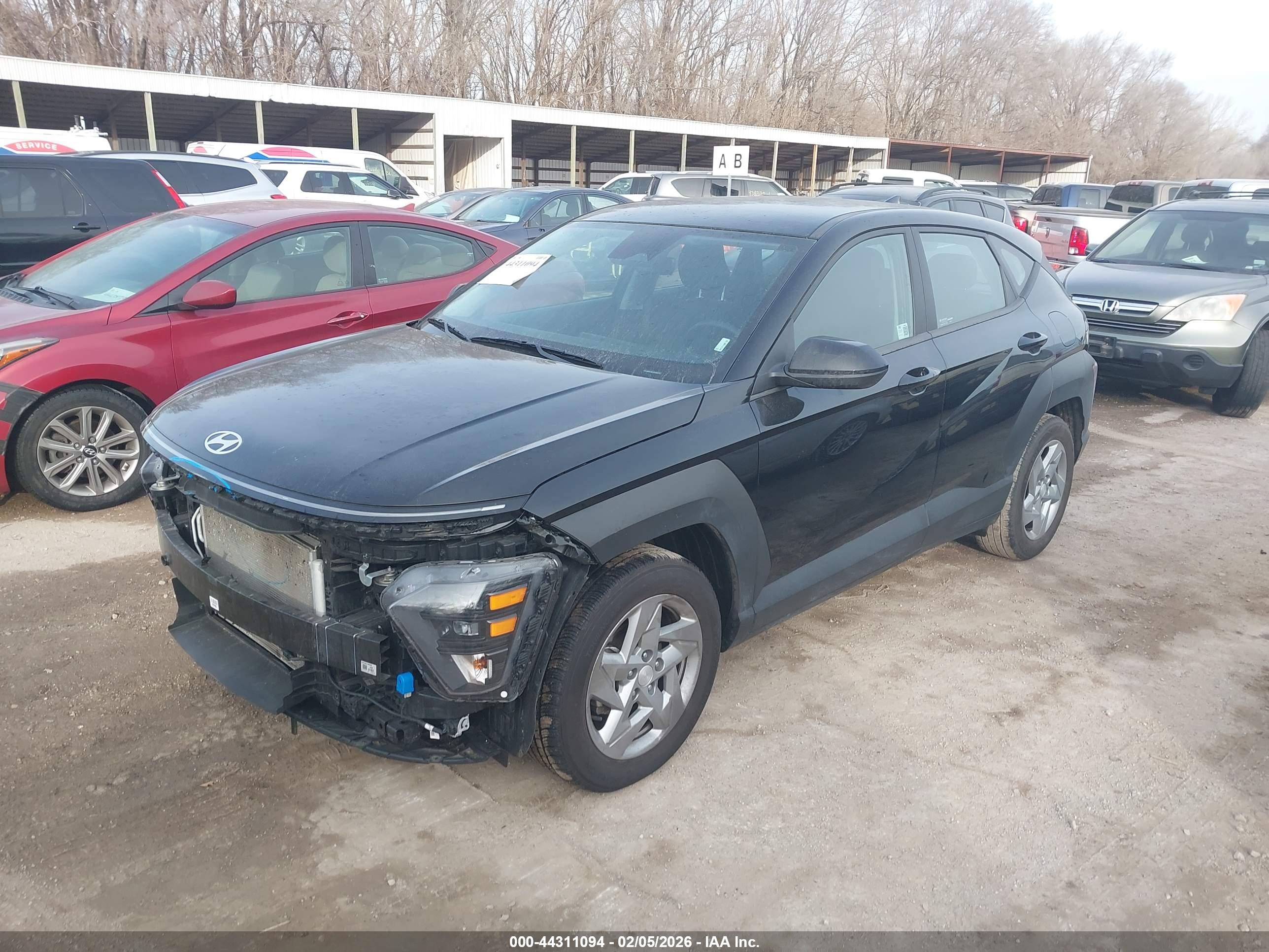 HYUNDAI KONA image 2