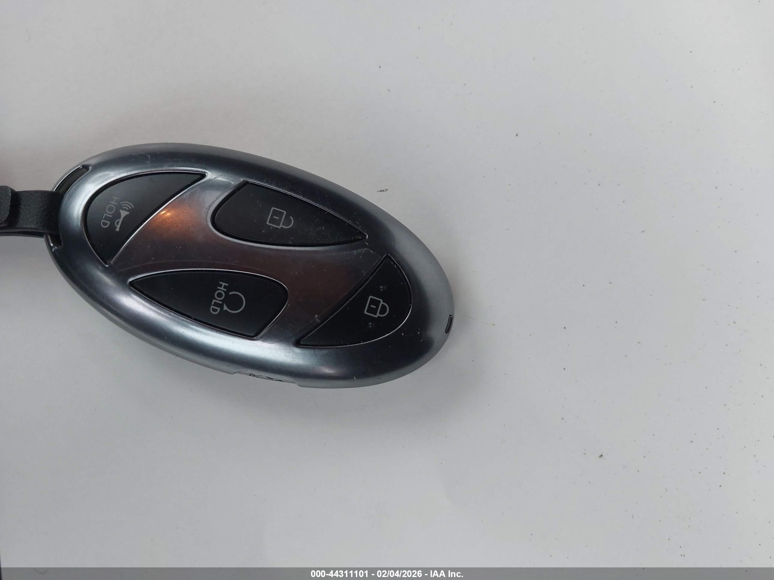 HYUNDAI ELANTRA image 11