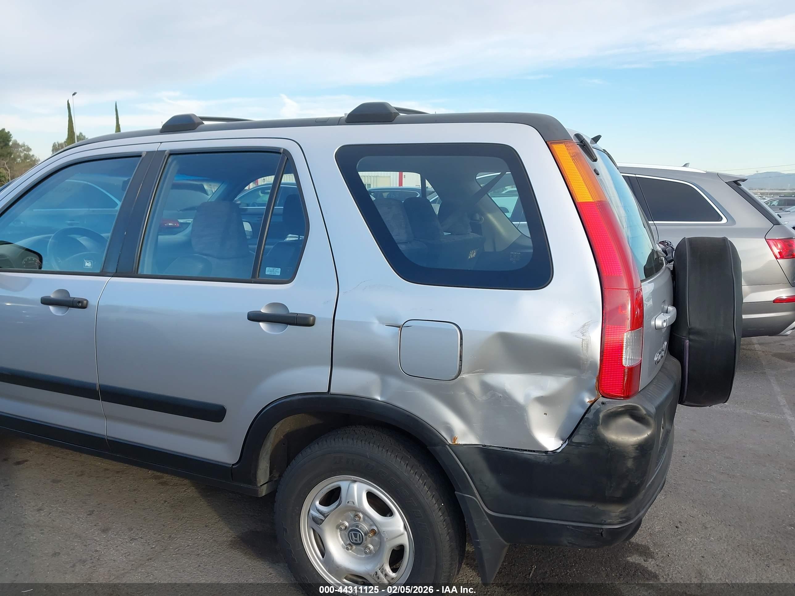 HONDA CR-V image 6