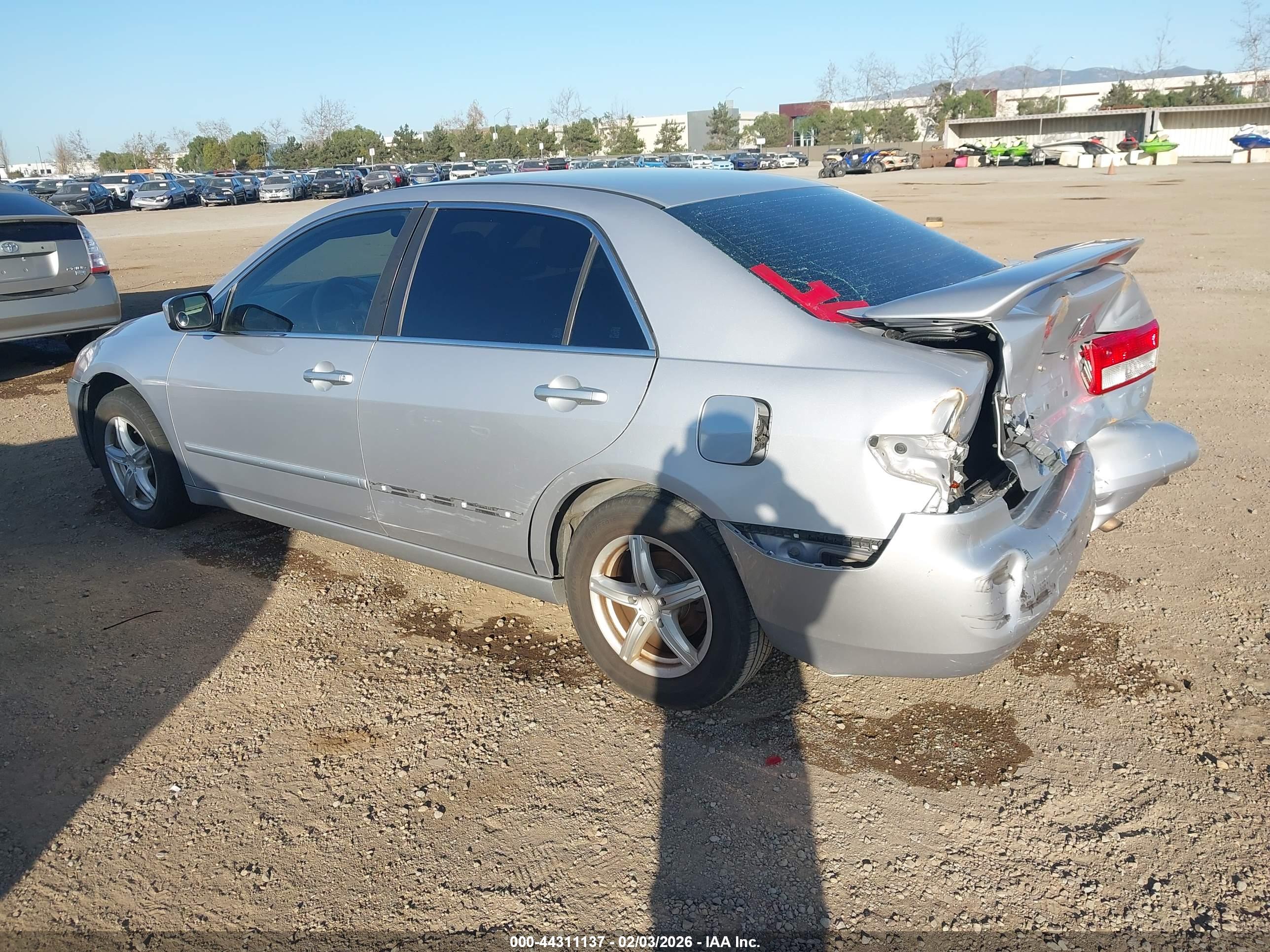 HONDA ACCORD image 3