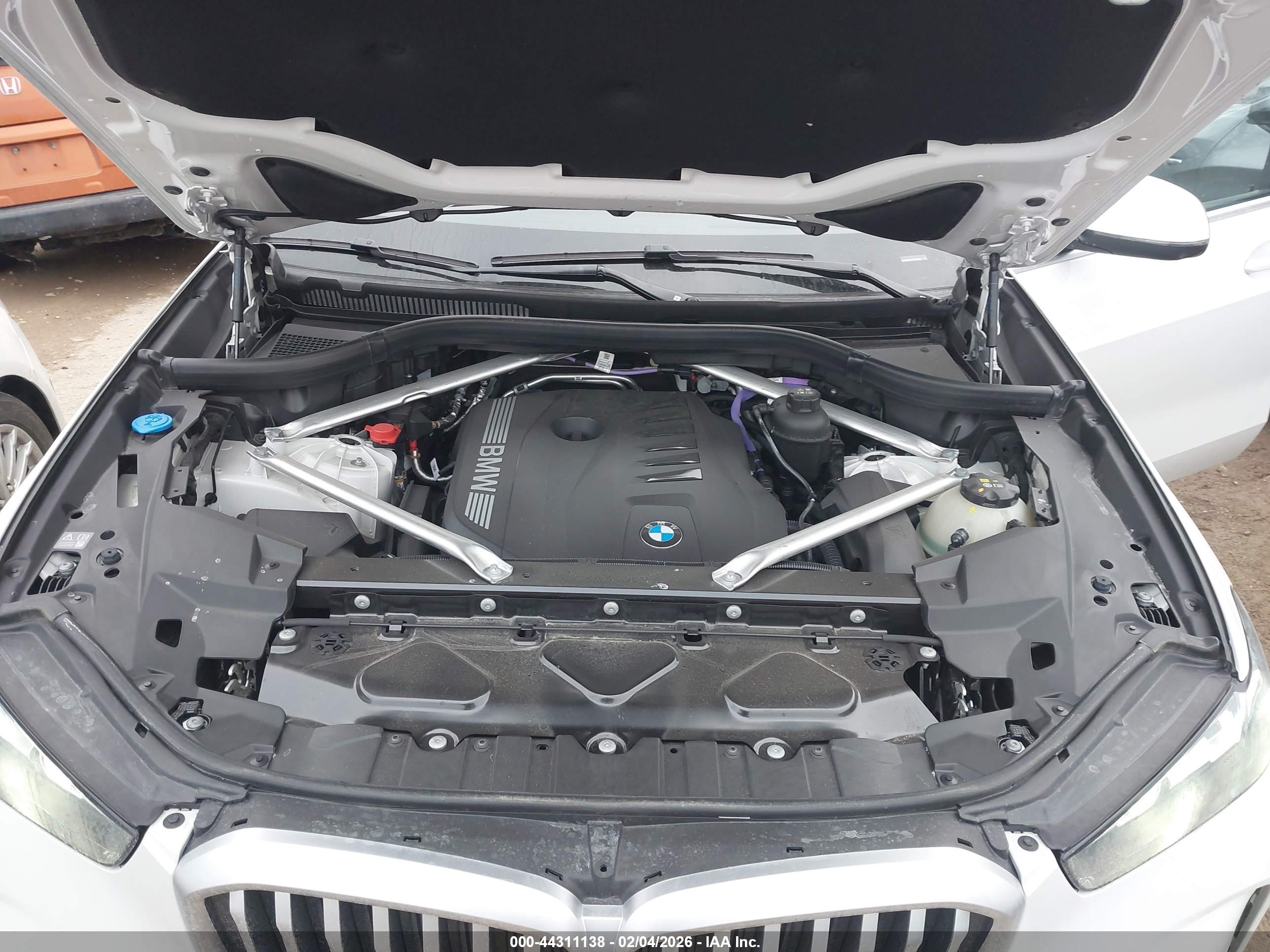 BMW X5 image 10