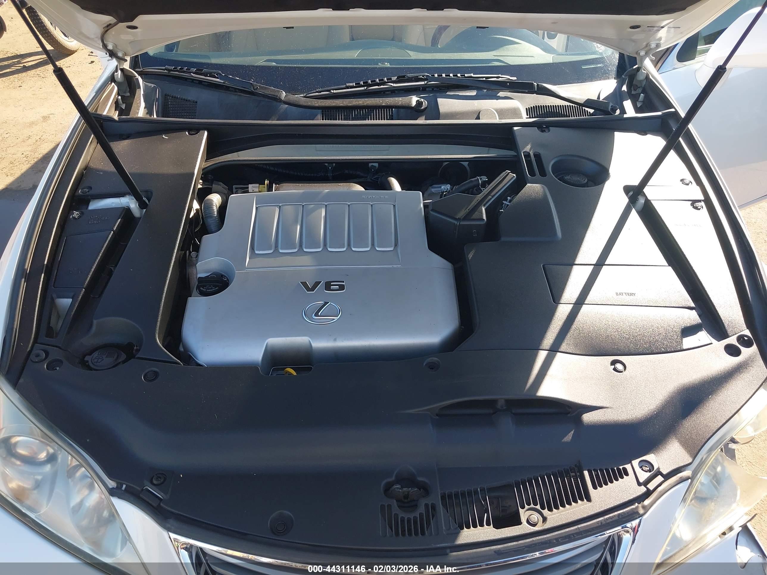 LEXUS ES image 10