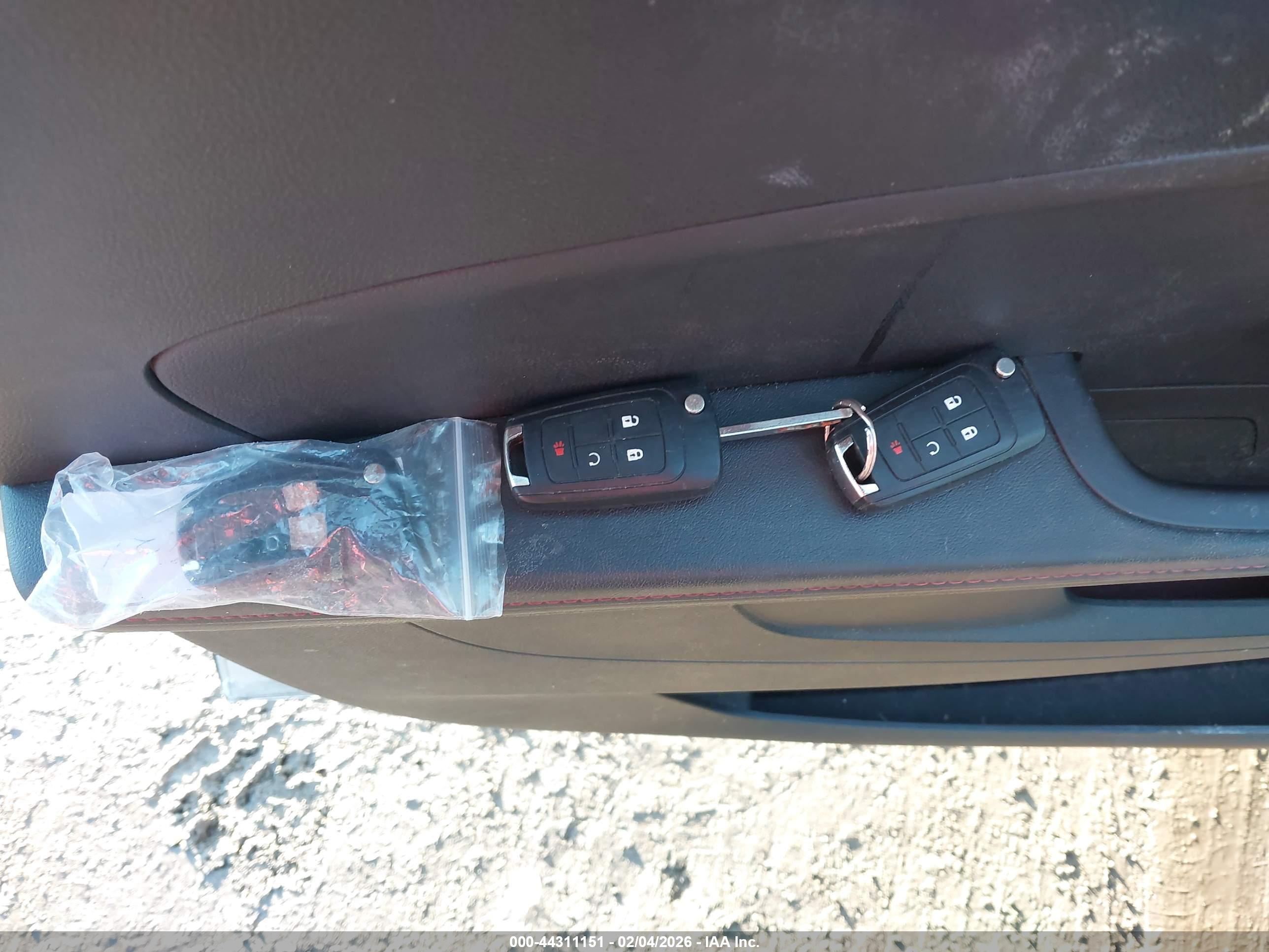 CHEVROLET EQUINOX image 11