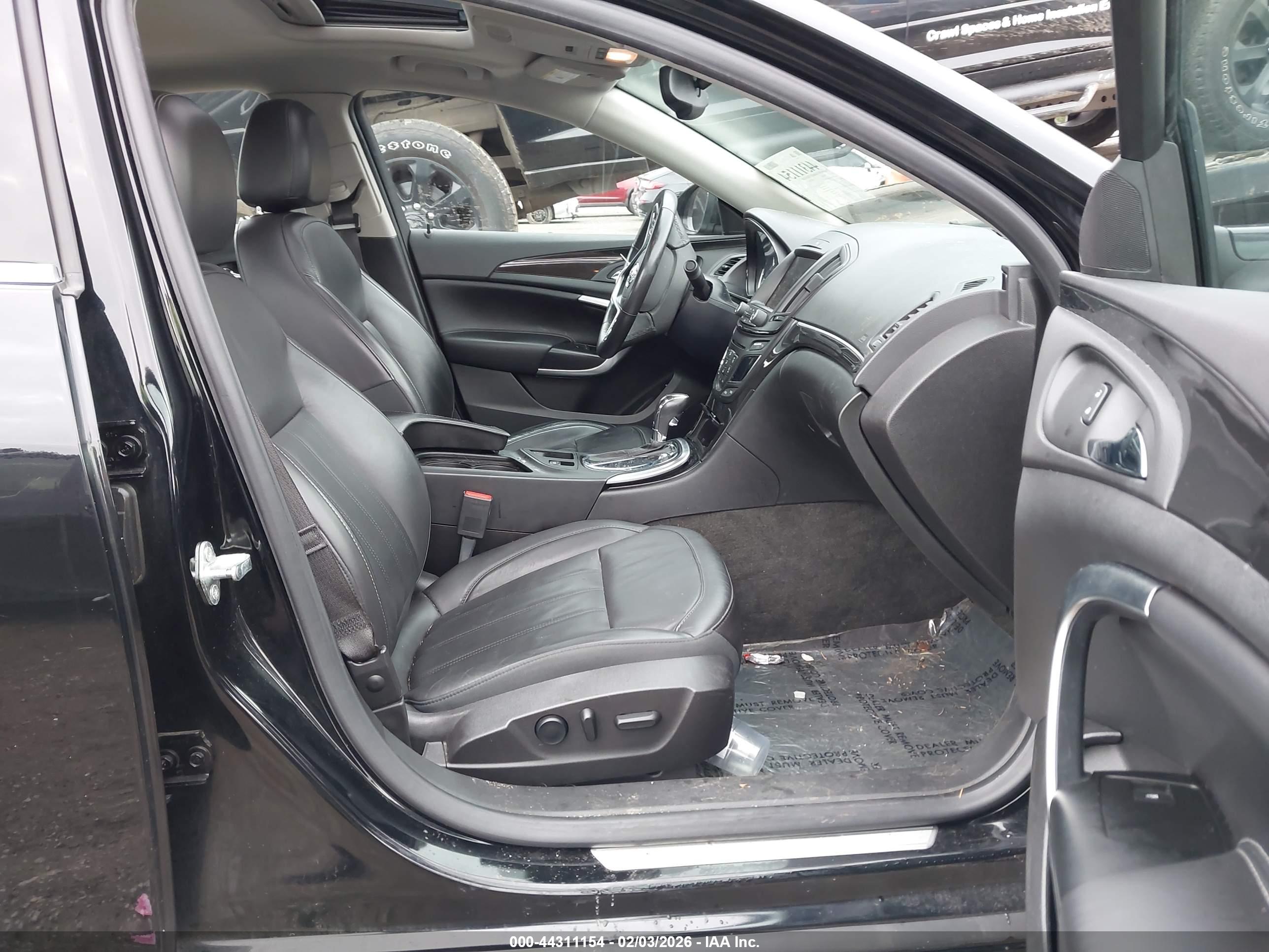 BUICK REGAL image 5