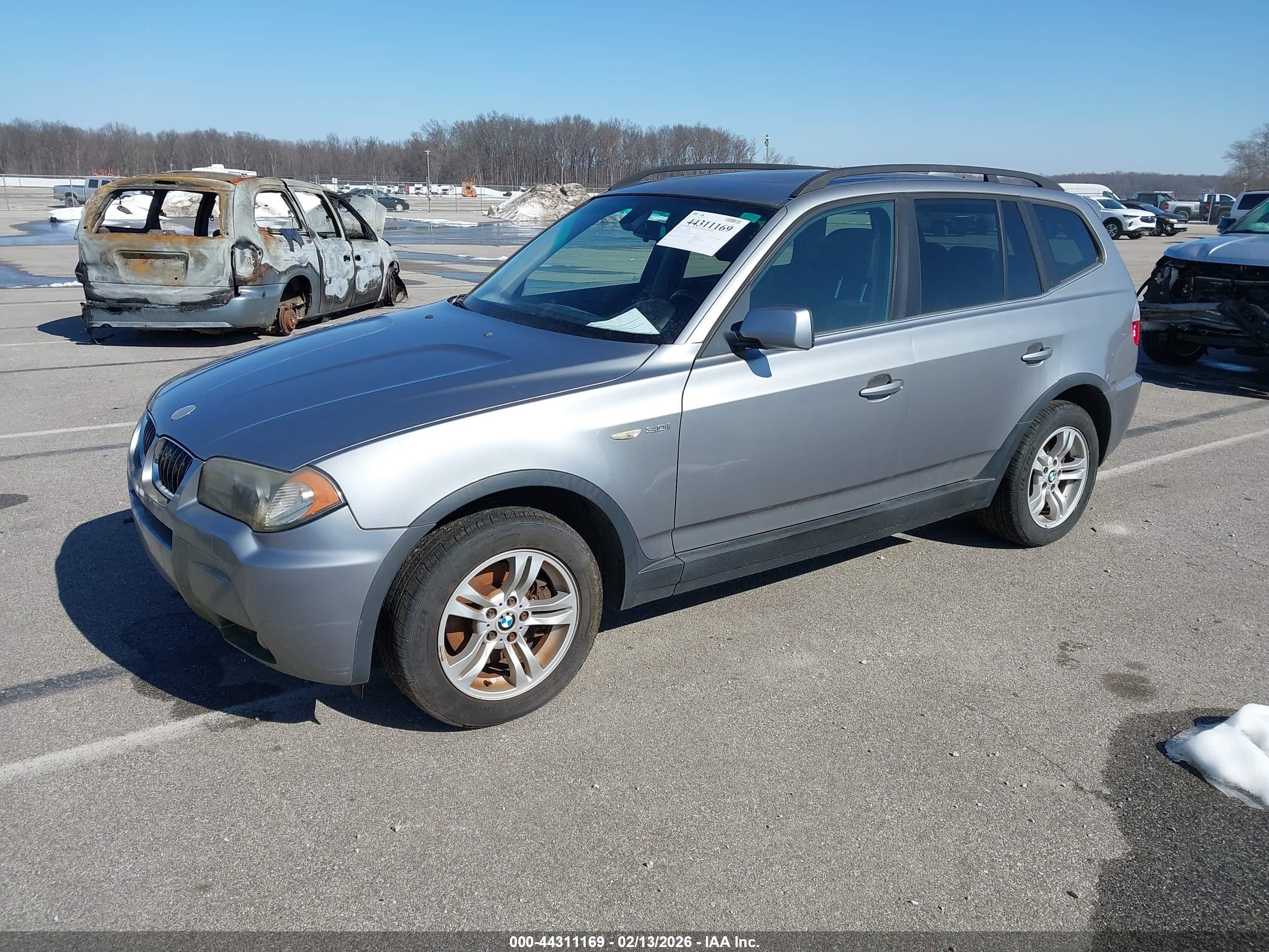 BMW X3 image 2