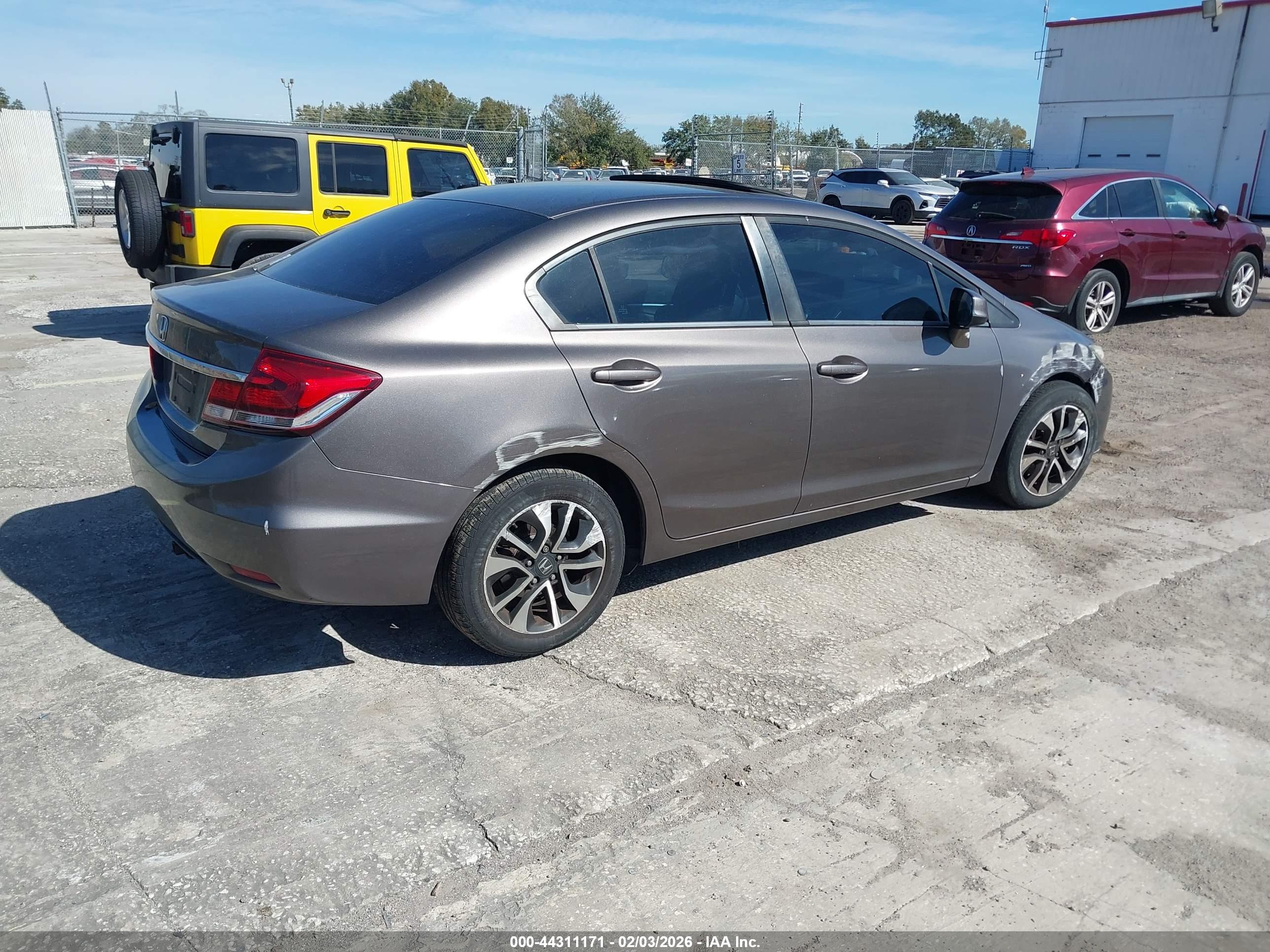HONDA CIVIC image 4