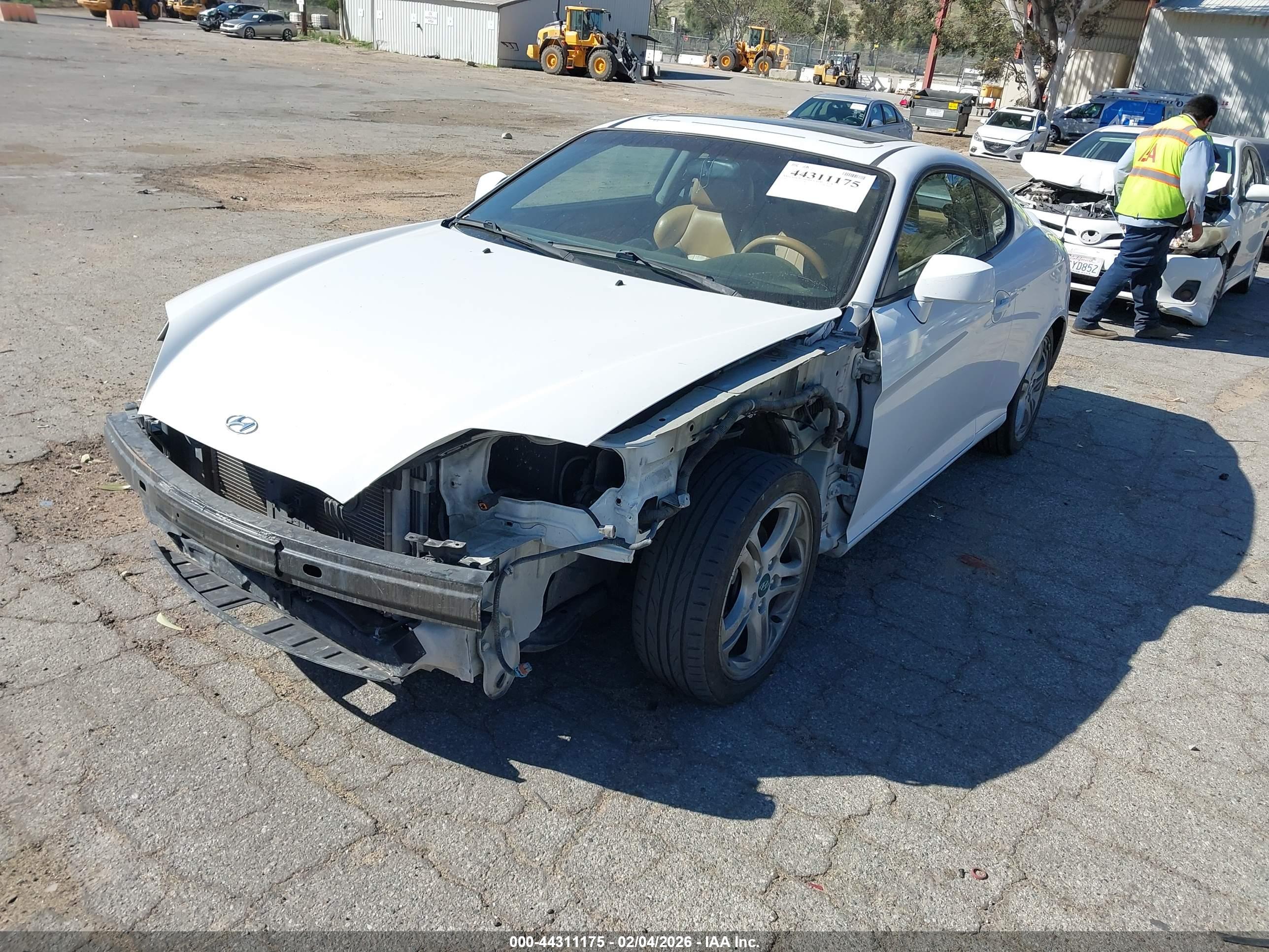 HYUNDAI TIBURON image 2