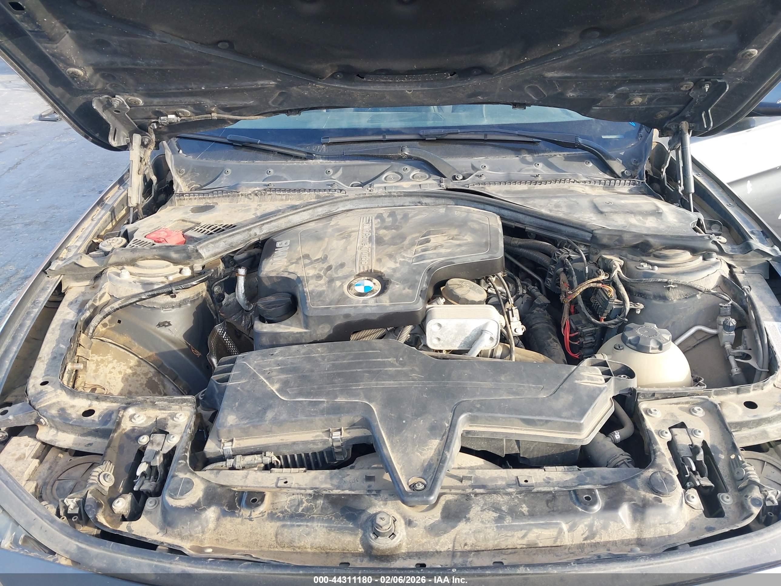 BMW 328I image 10