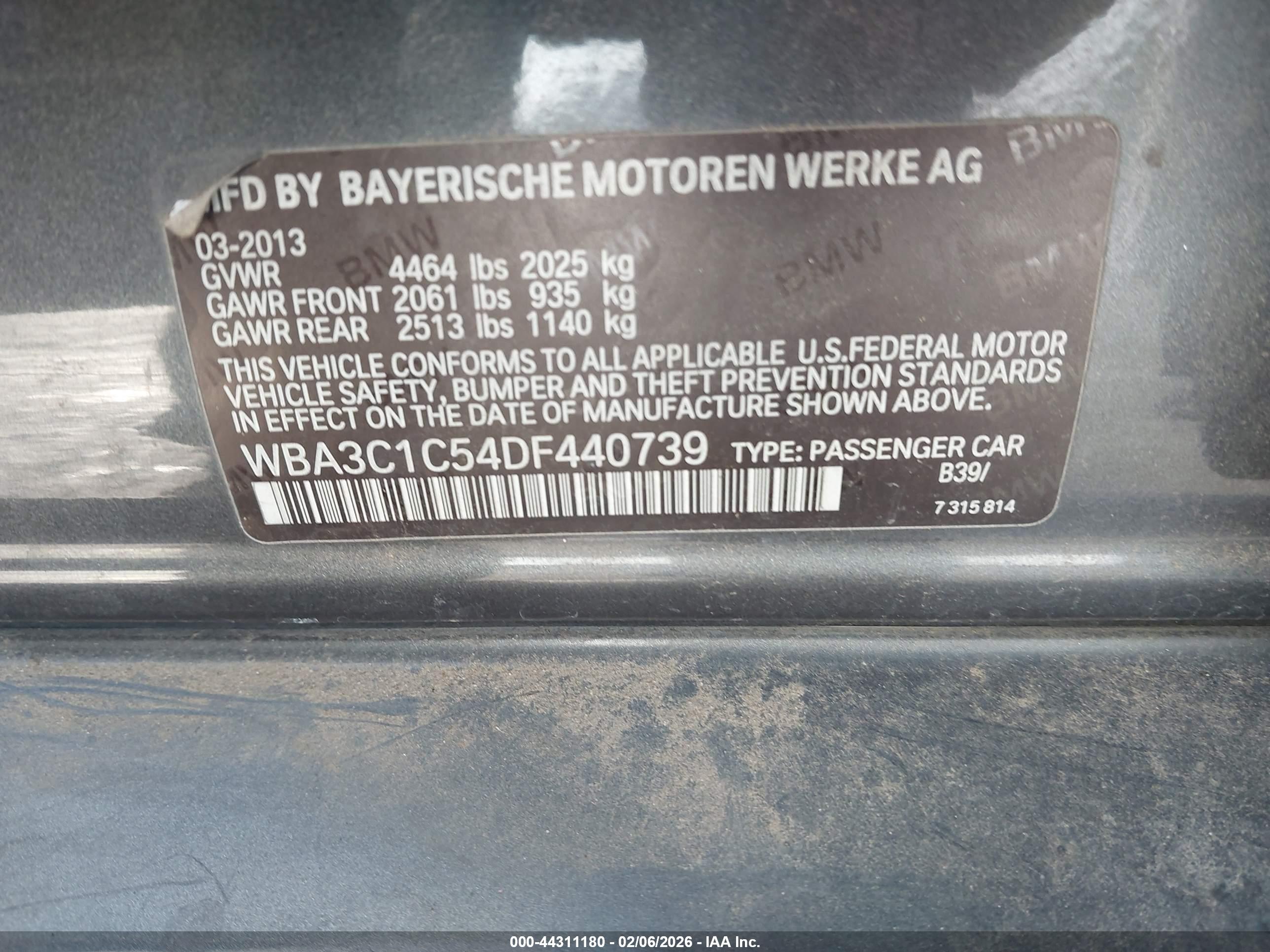 BMW 328I image 9