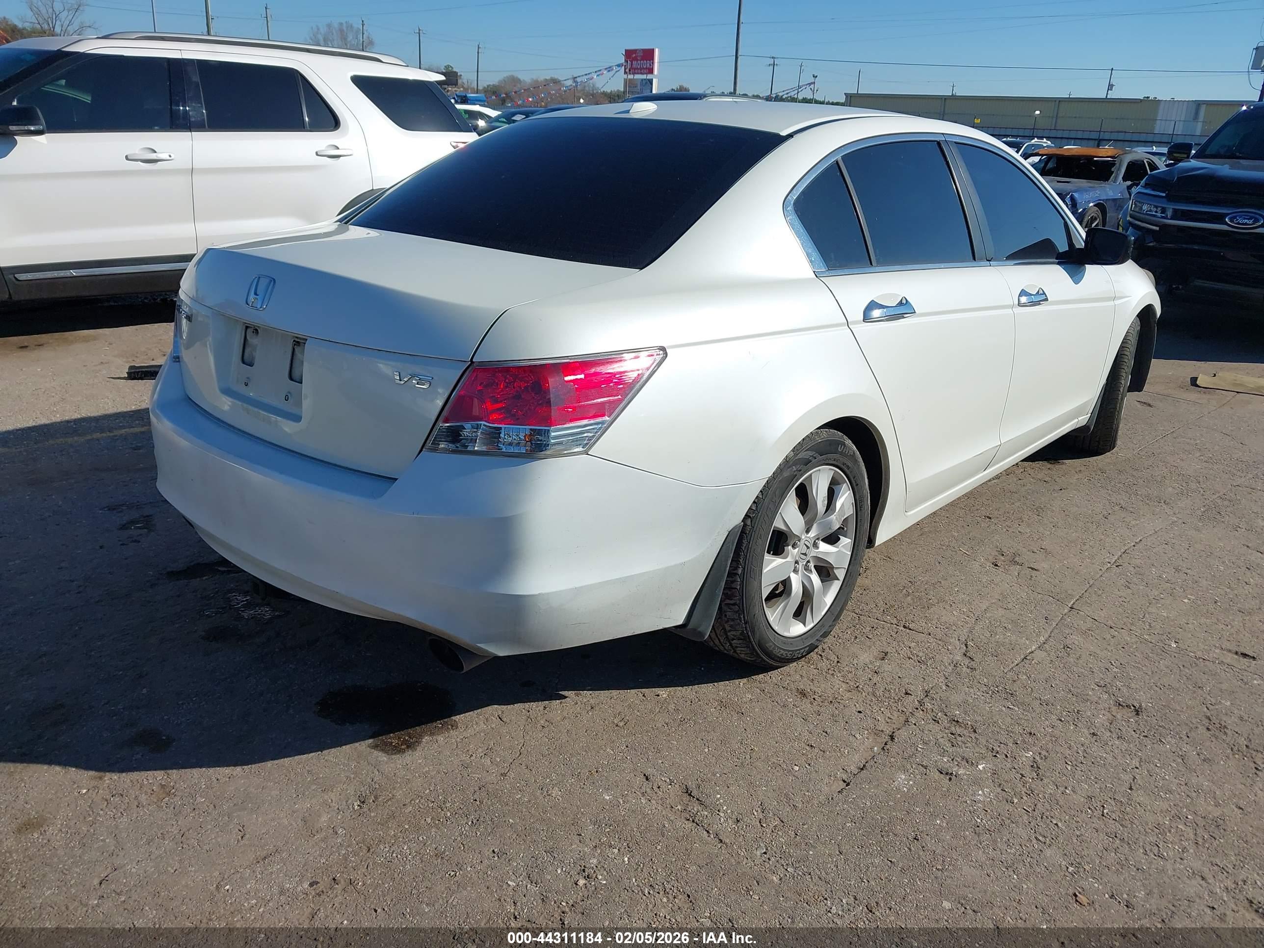 HONDA ACCORD image 4