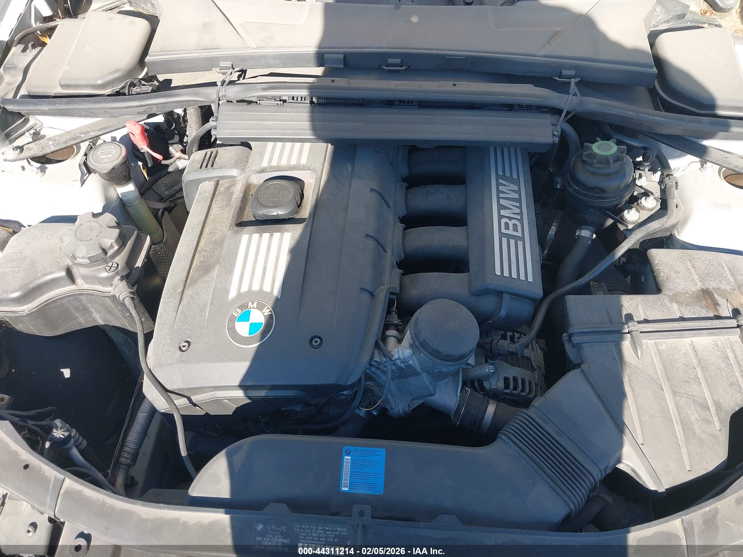 BMW 328I image 10