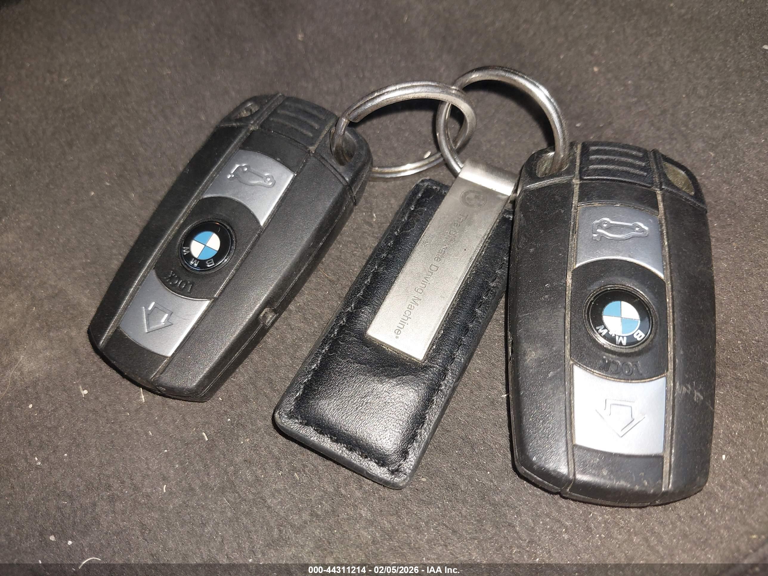 BMW 328I image 11