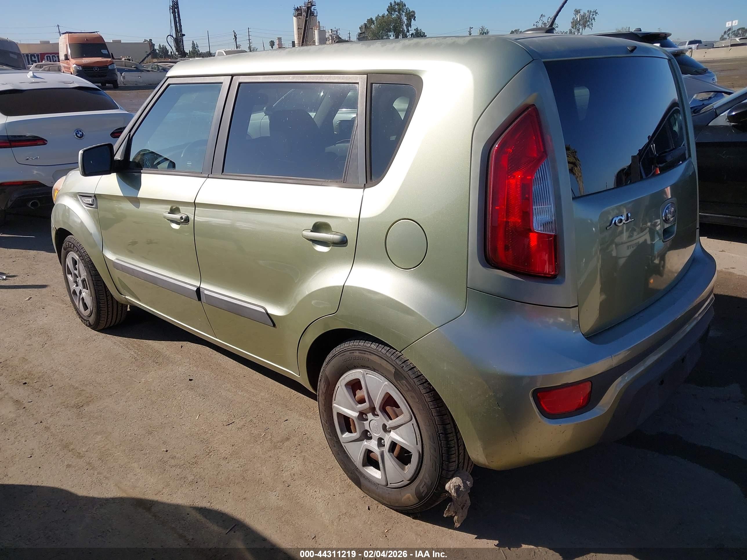 KIA SOUL image 3