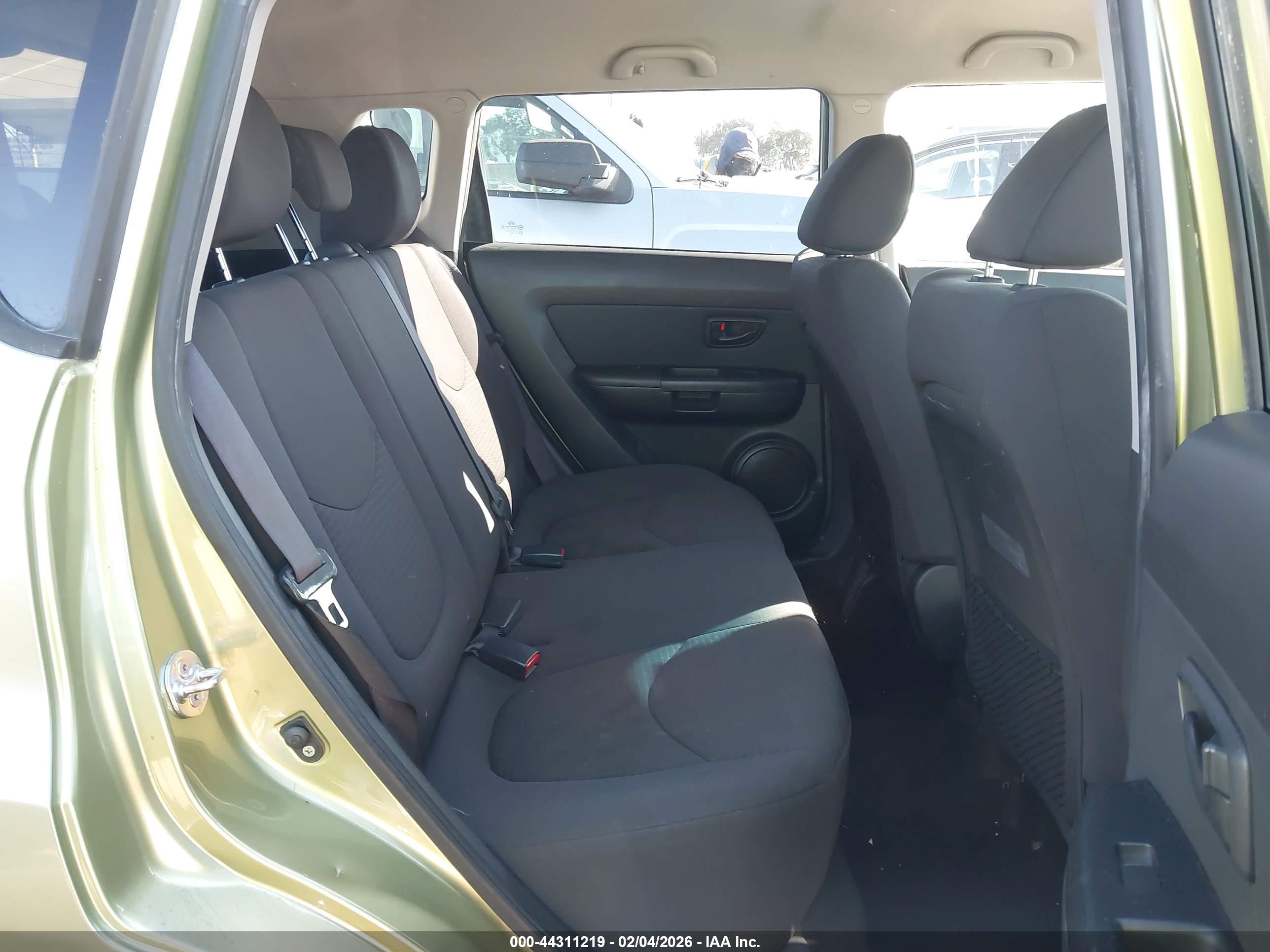 KIA SOUL image 8