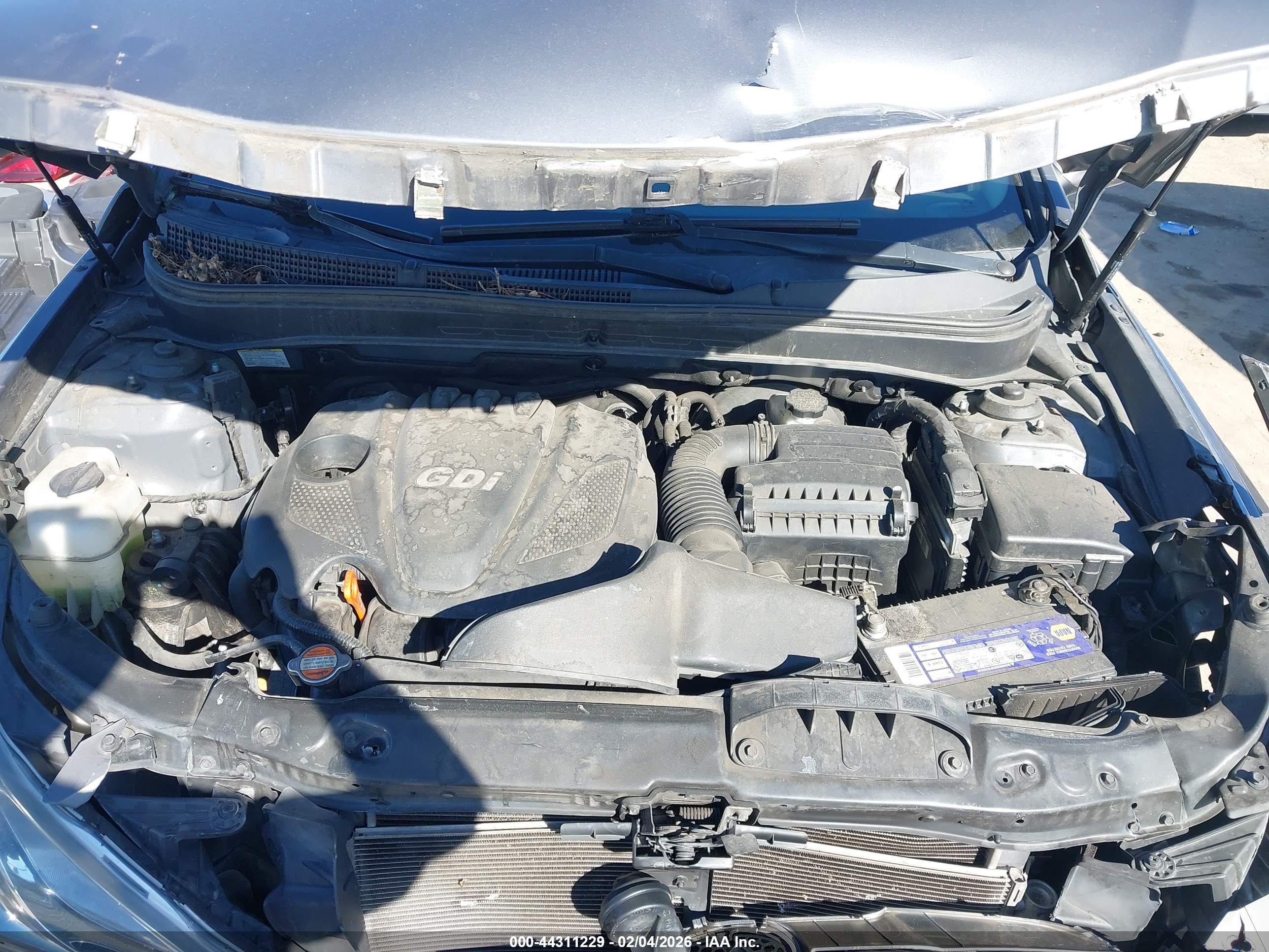 HYUNDAI SONATA image 10
